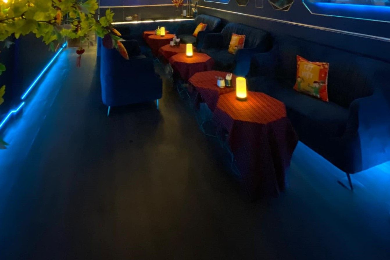 SHI Coffee Lounge - 182 Nguyễn Cư Trinh