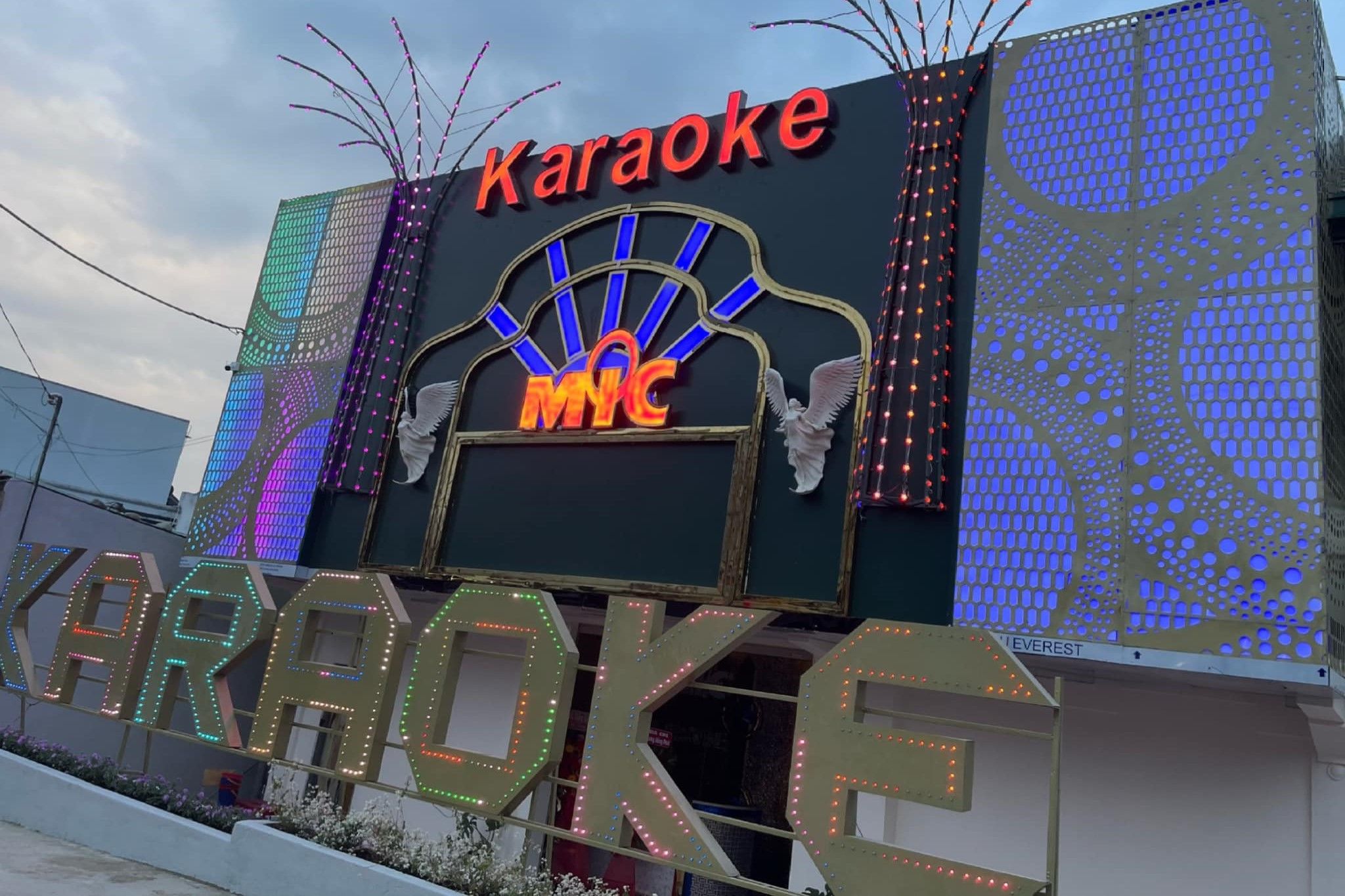 Karaoke MIC - 114 Phan Chu Trinh
