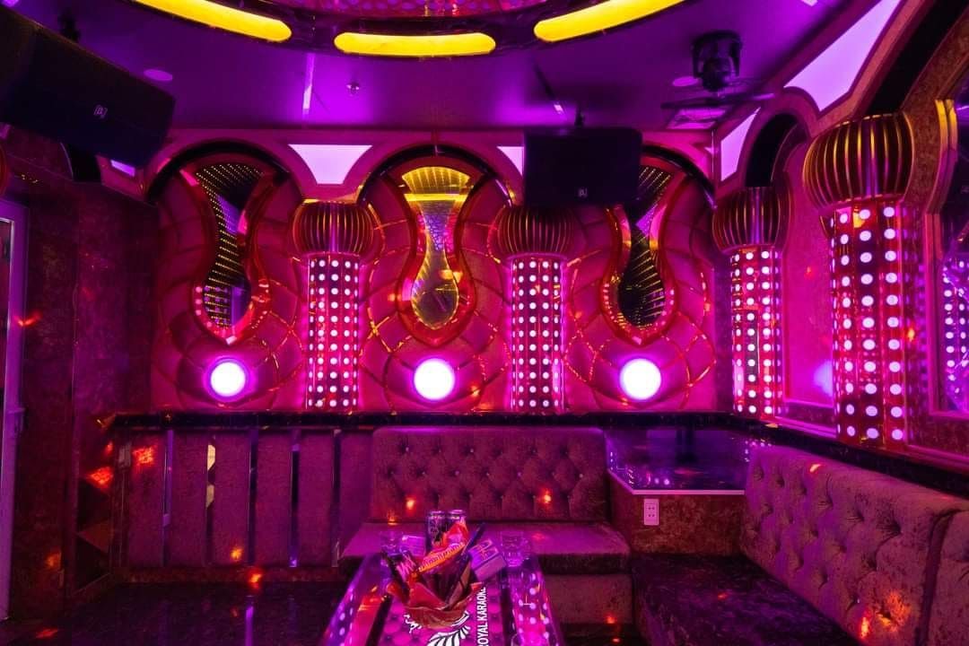 Karaoke Royal - 277 Nguyễn Sinh Cung