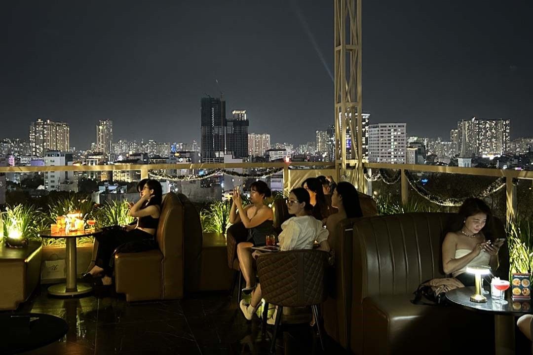 The 99 Lounge - 99 Nguyễn Thị Minh Khai