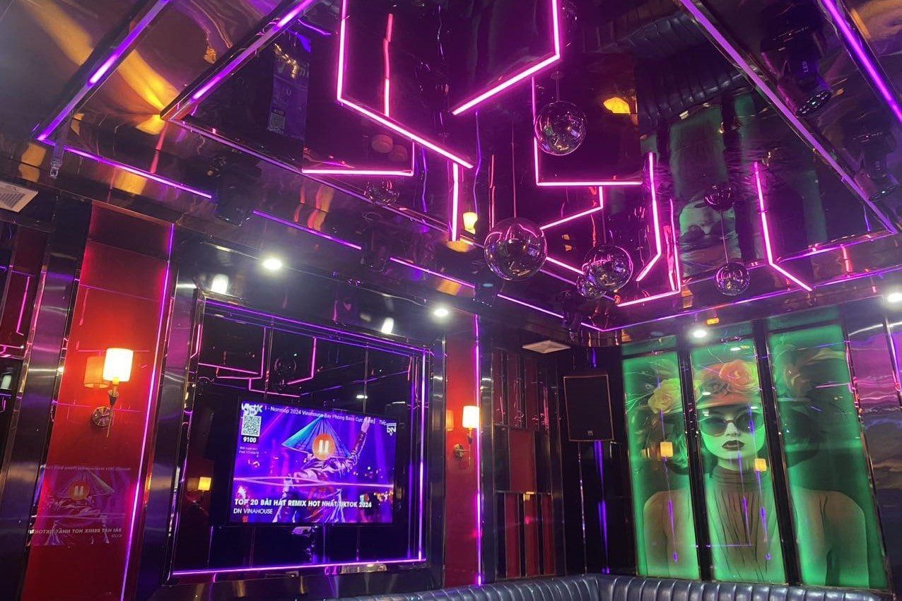 68 Club - 92 - 94 Vườn Lài