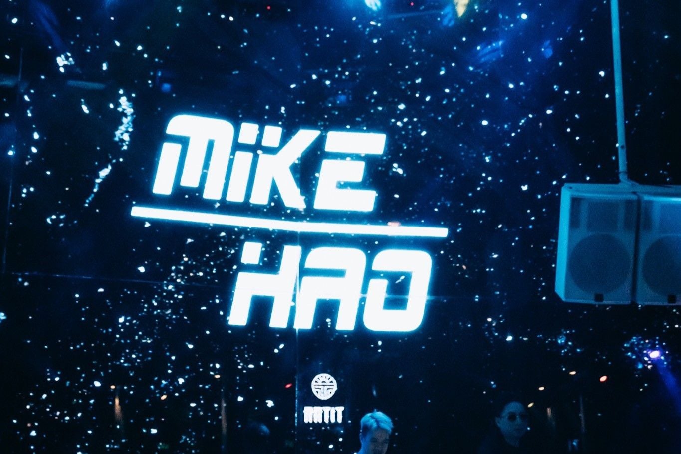 Titan Lounge - 39C Hai Bà Trưng