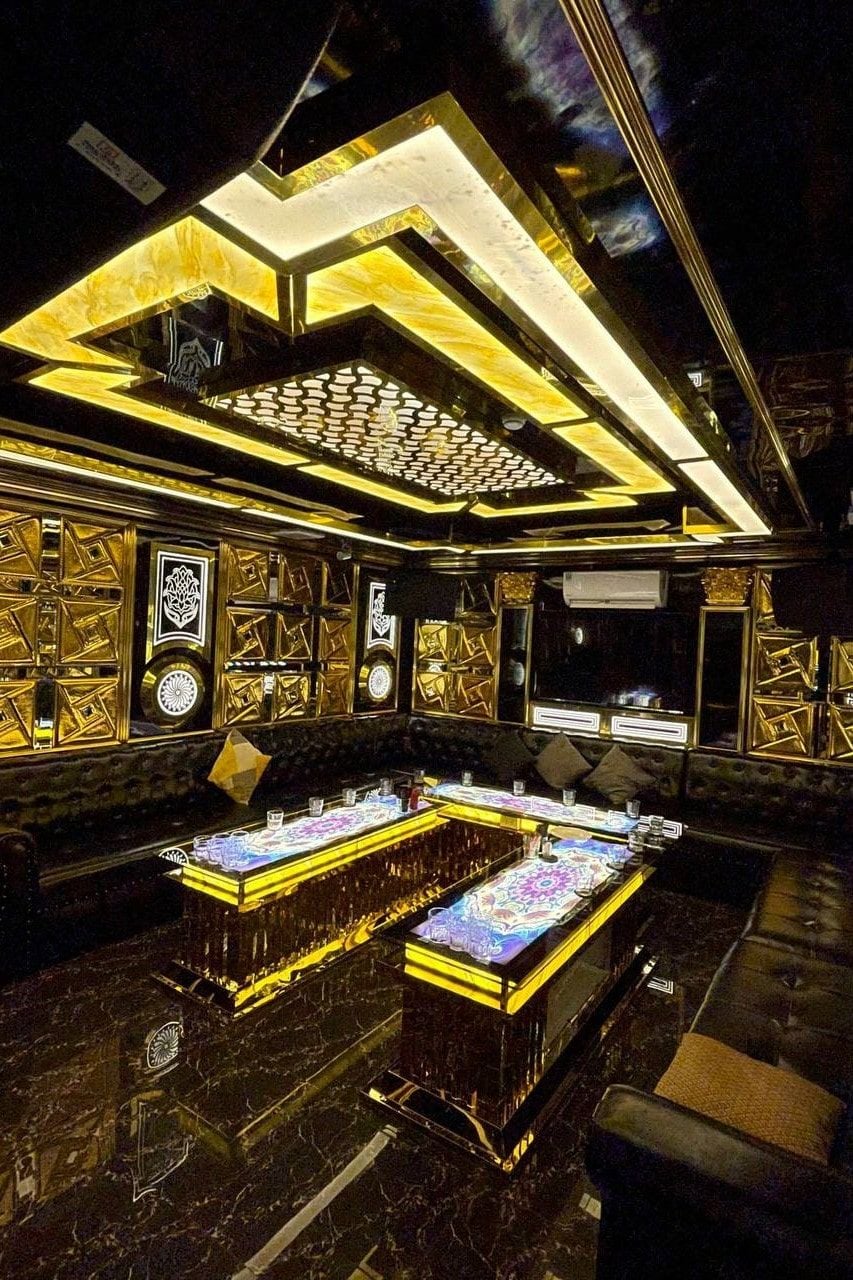 Karaoke Luxury - 21 Bùi Thị Xuân