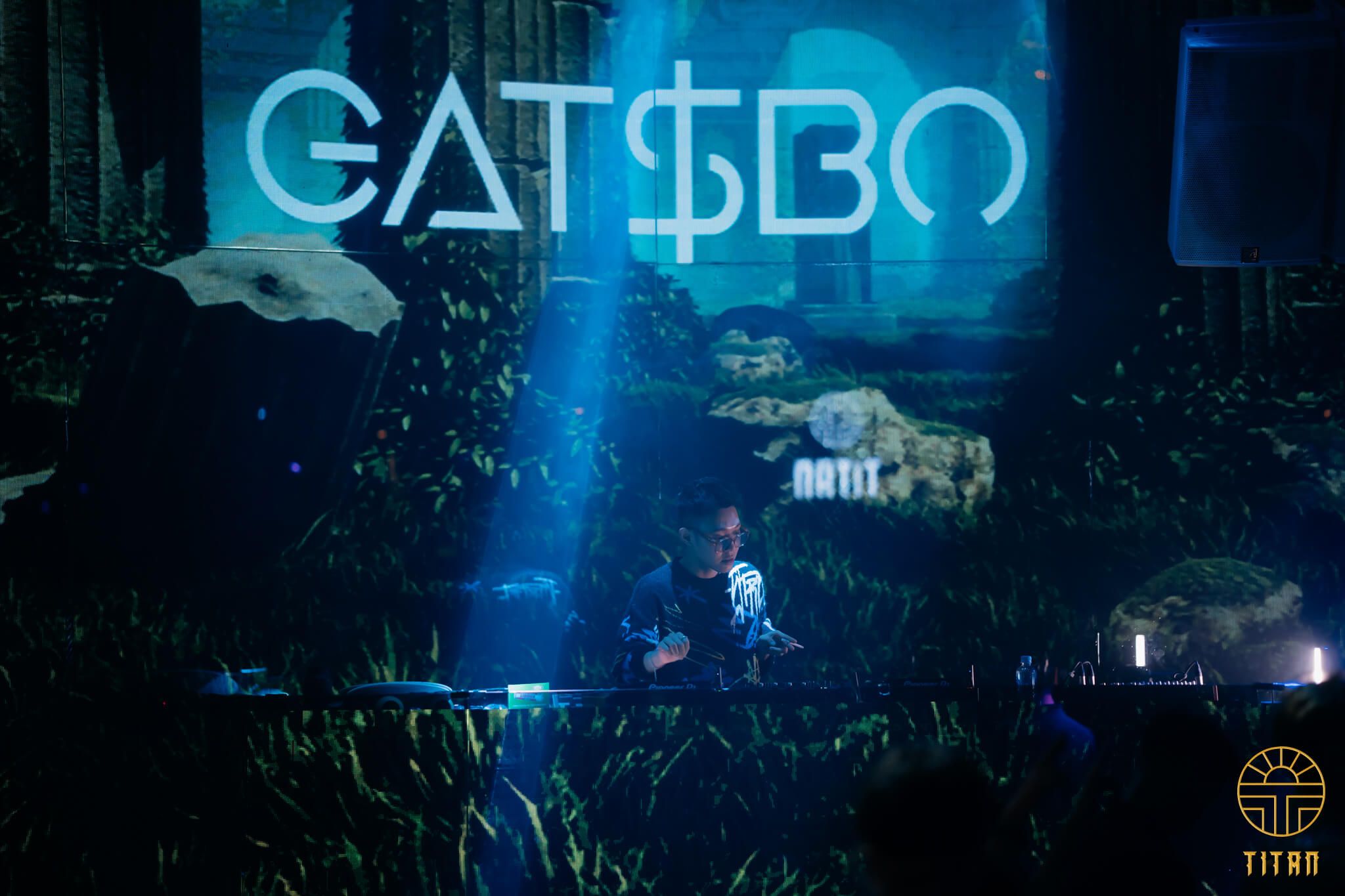 Titan Lounge - 39C Hai Bà Trưng