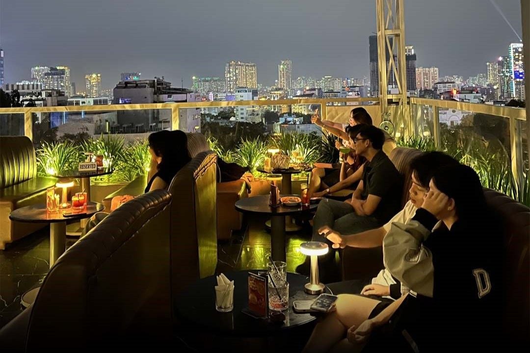 The 99 Lounge - 99 Nguyễn Thị Minh Khai
