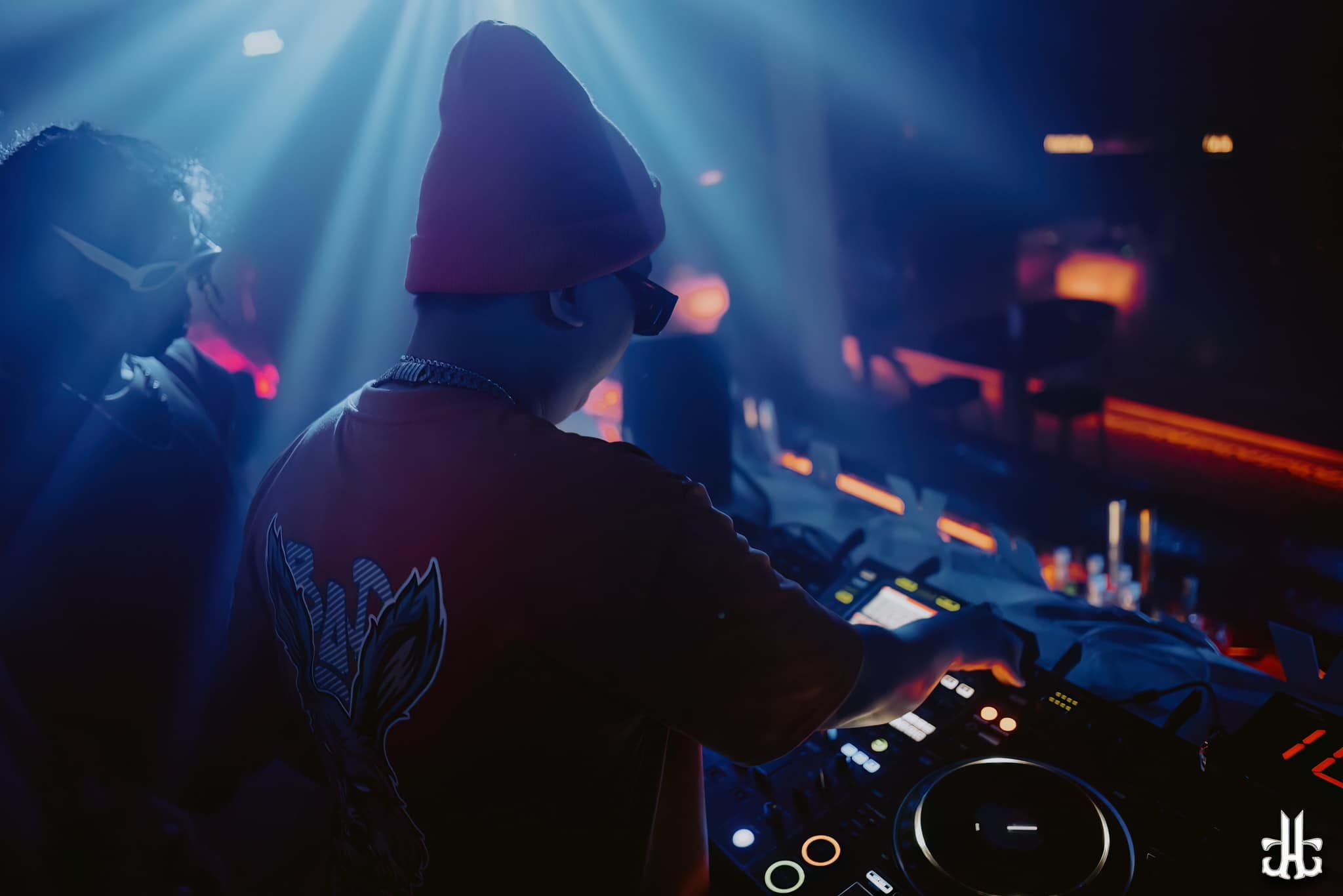 PLUS 84 CLUB Thảo Điền - 54 Xuân Thuỷ