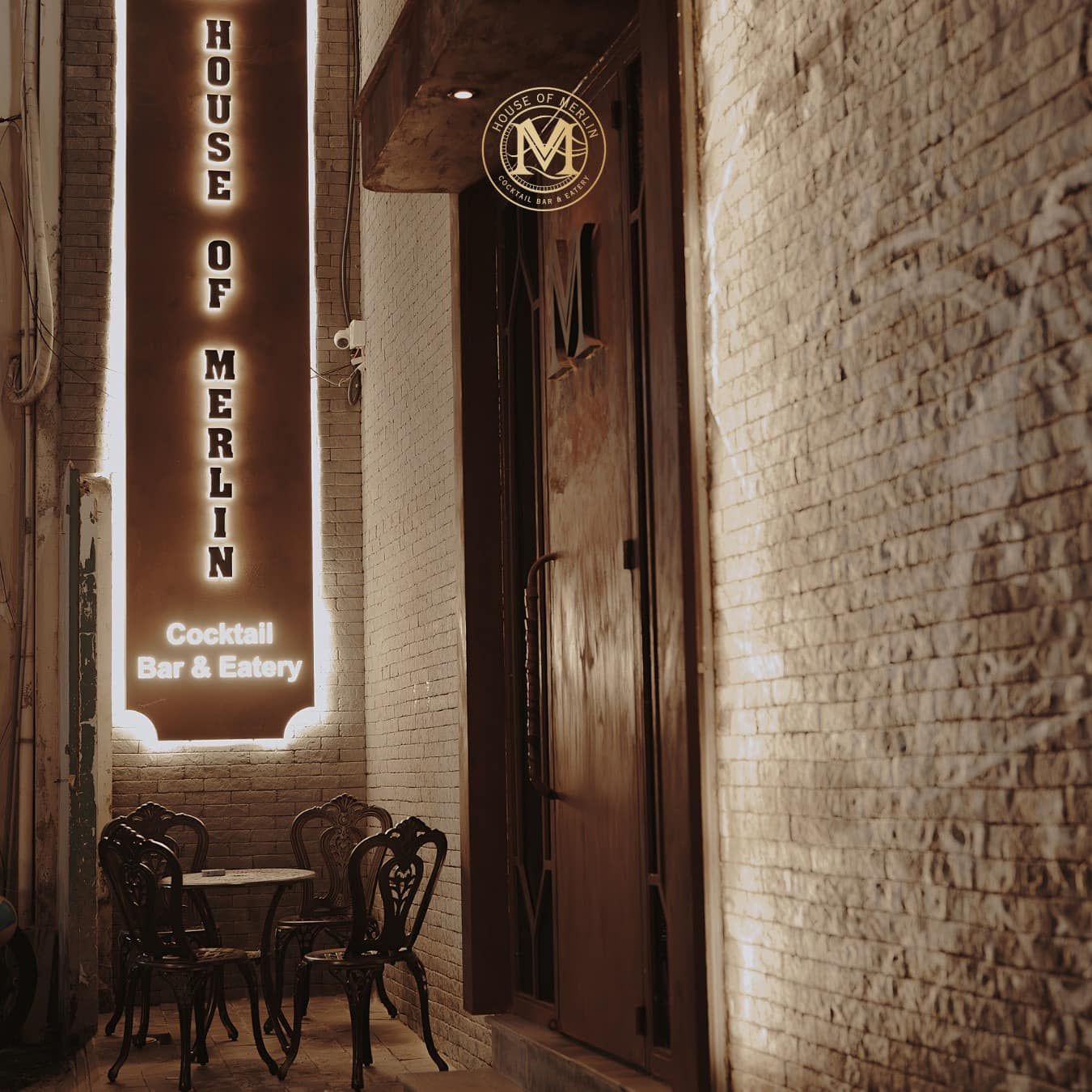 Hầm Rượu ROMA - 108 Nguyễn Văn Khối