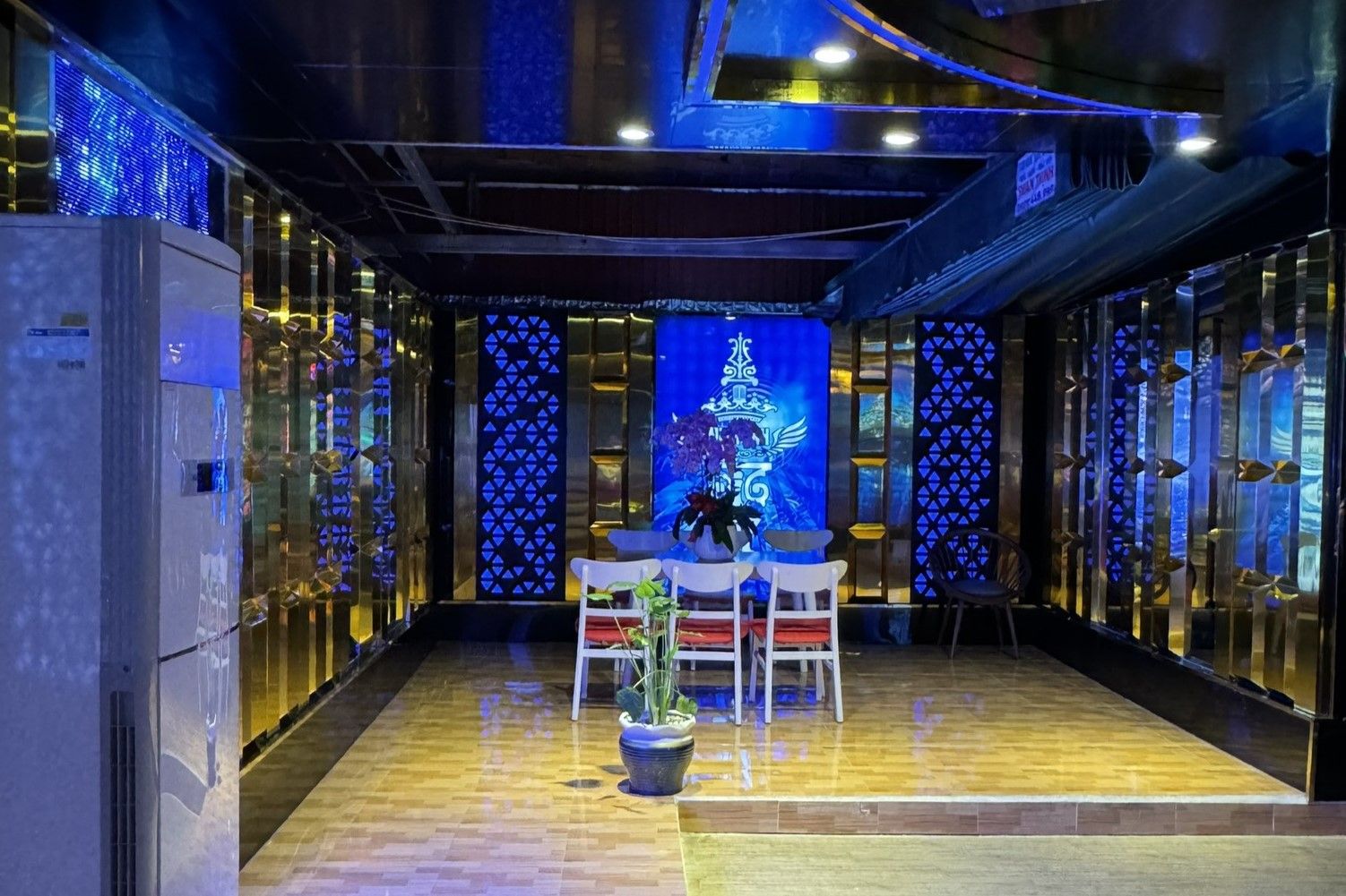 Karaoke Minh Anh - 44 Lý Phục Man