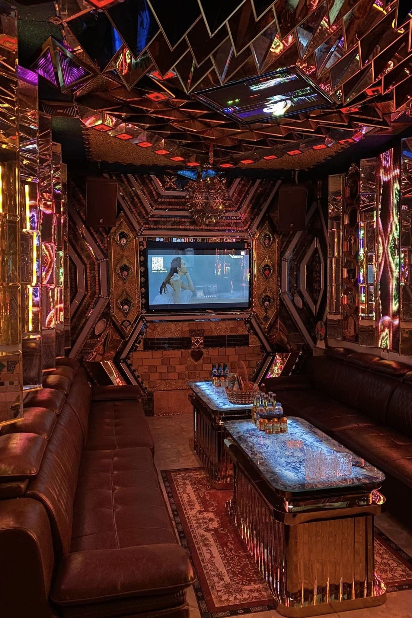 Karaoke 175 Club - 175 Trần Đăng Ninh