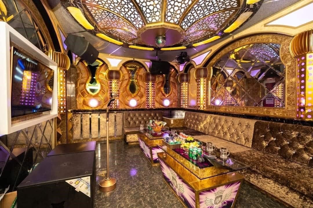 Karaoke Royal - 277 Nguyễn Sinh Cung