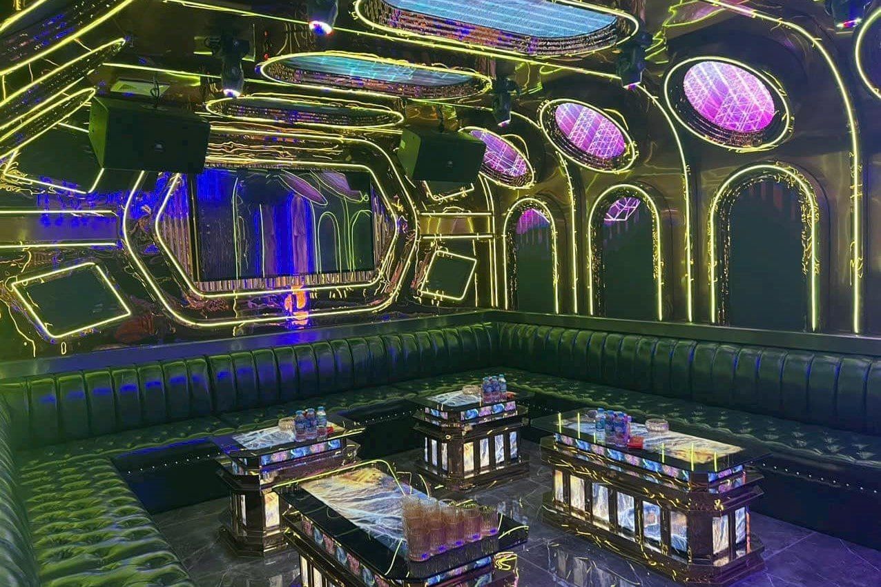 Karaoke Fantasy - 202 Đội Cấn