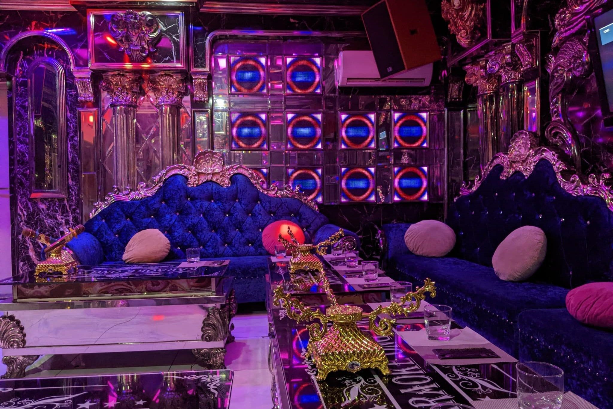 Karaoke Ong Xinh - 22 Phổ Quang