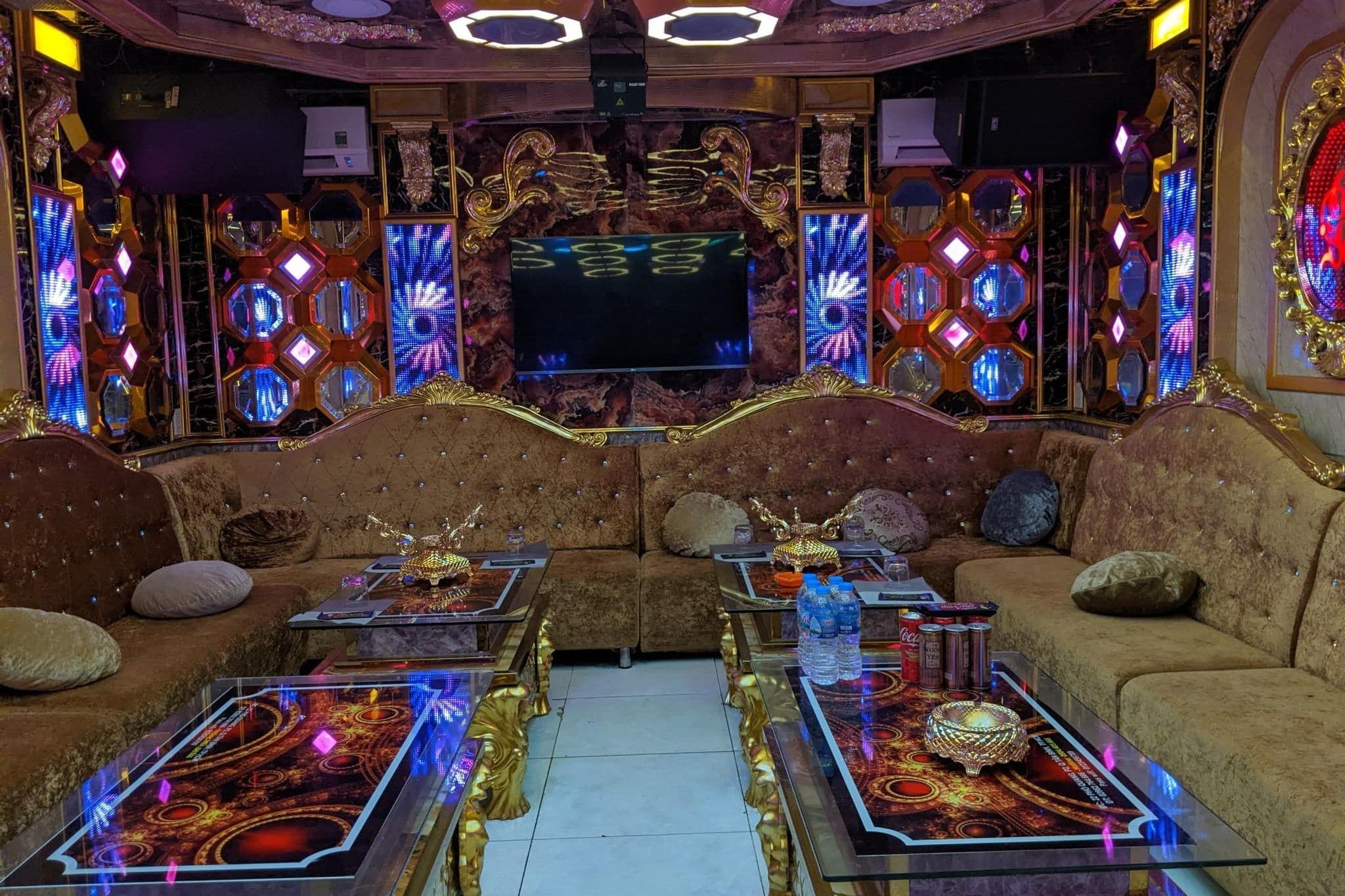 Karaoke Ong Xinh - 22 Phổ Quang