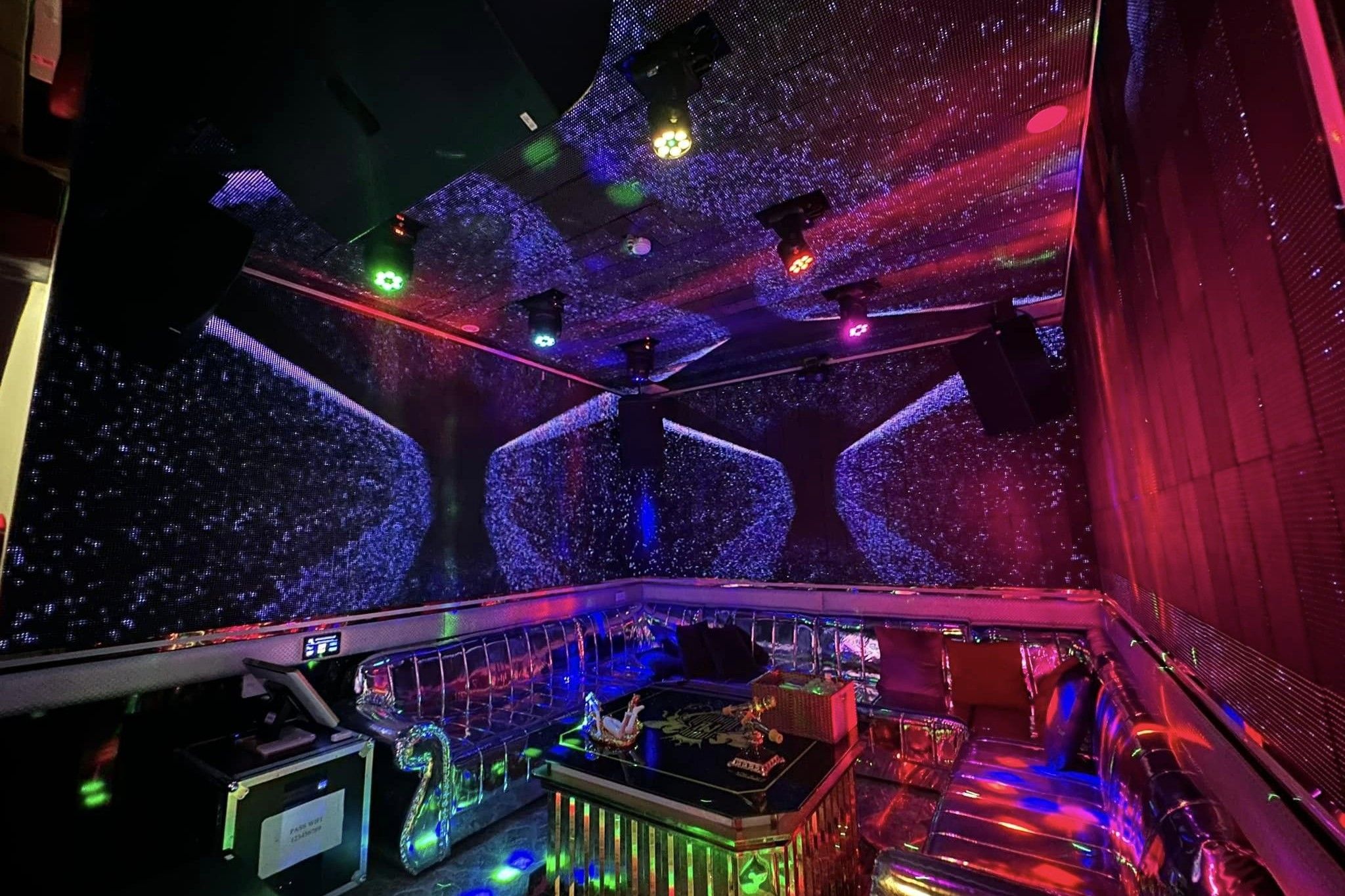 Karaoke New Land - 20 Nguyễn Hữu Thông