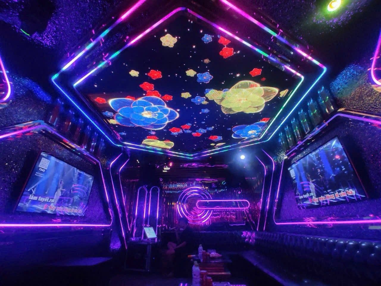 Karaoke Vertu - 306 Trần Khát Chân