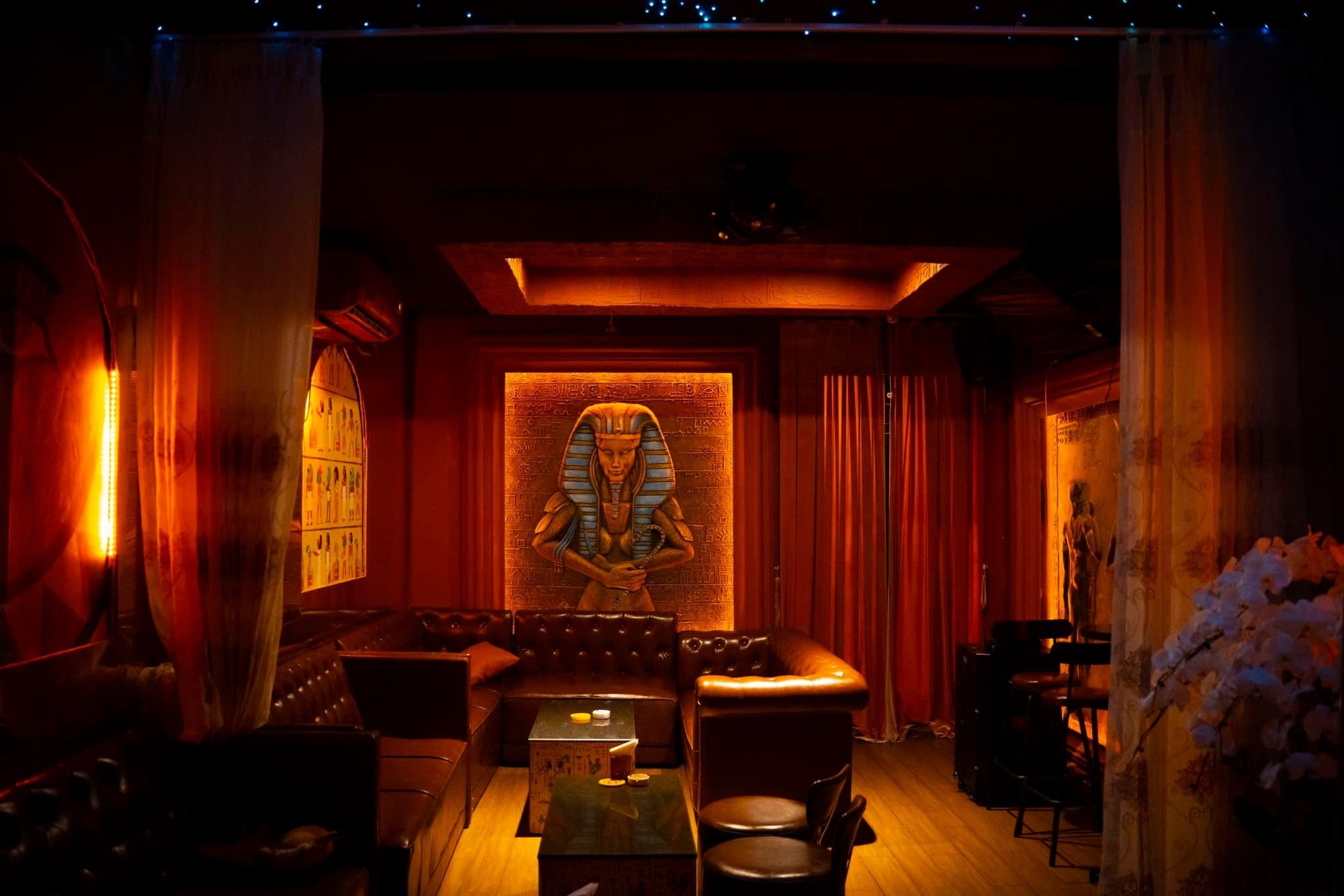 Cairo Lounge Bar - 60 Tôn Thất Thiệp