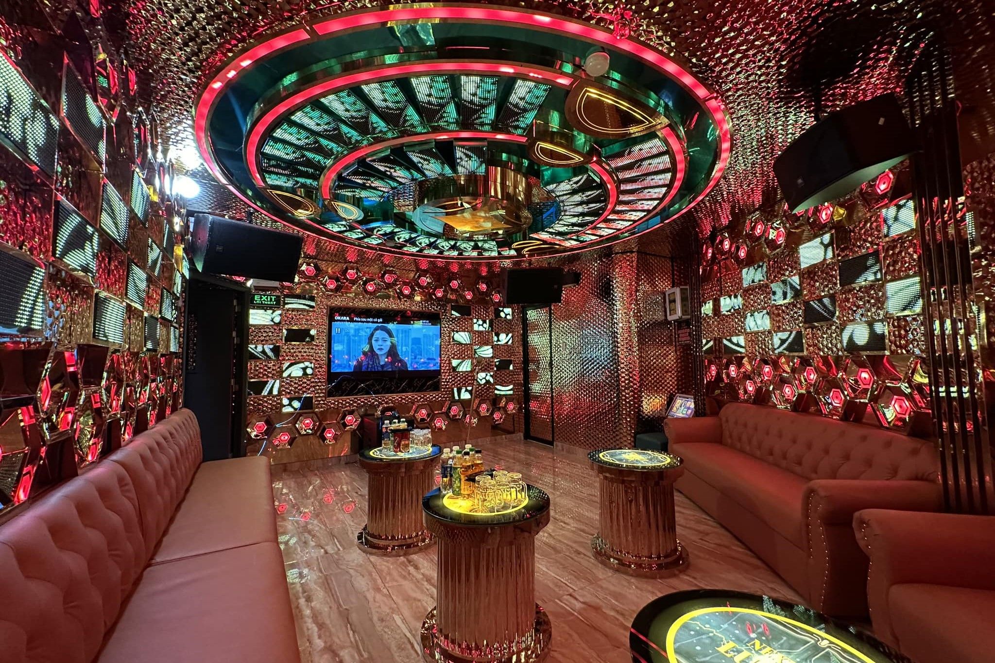 Karaoke Nexttop Luxury - 123 - 125 Chu Huy Mân