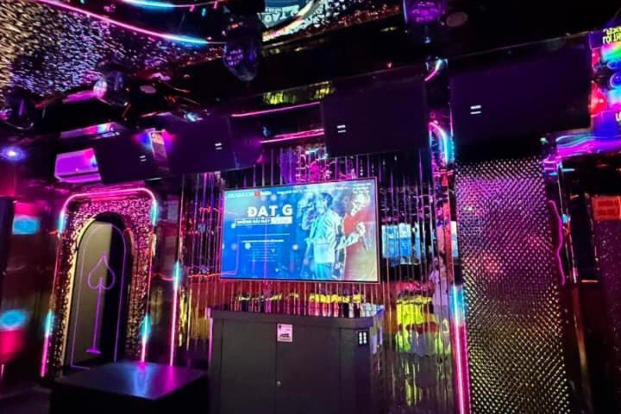 Karaoke Pattaya - 299 - 301 - 303 Đường 9A