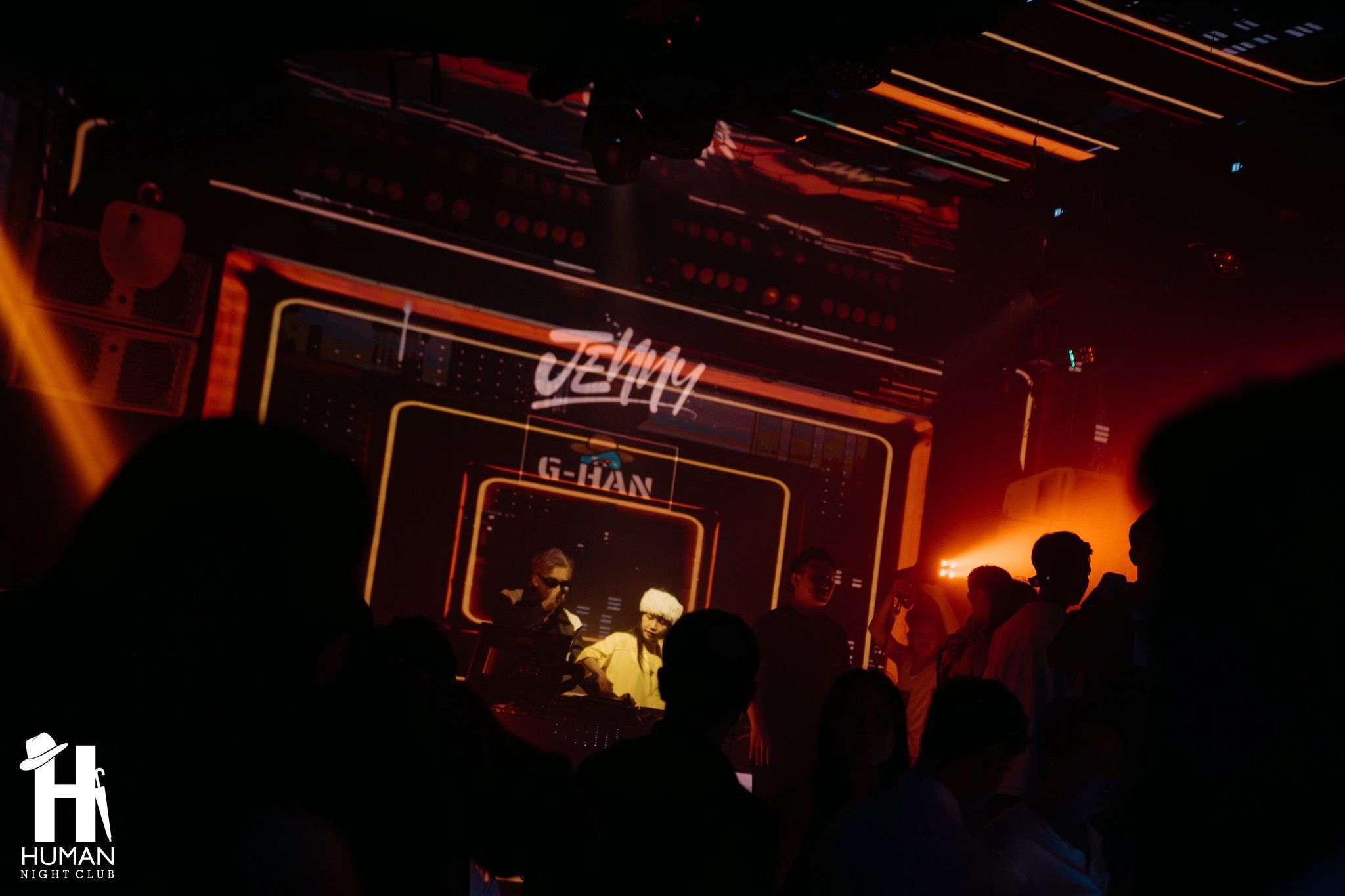 Human TDM - 206 Hoàng Văn Thụ