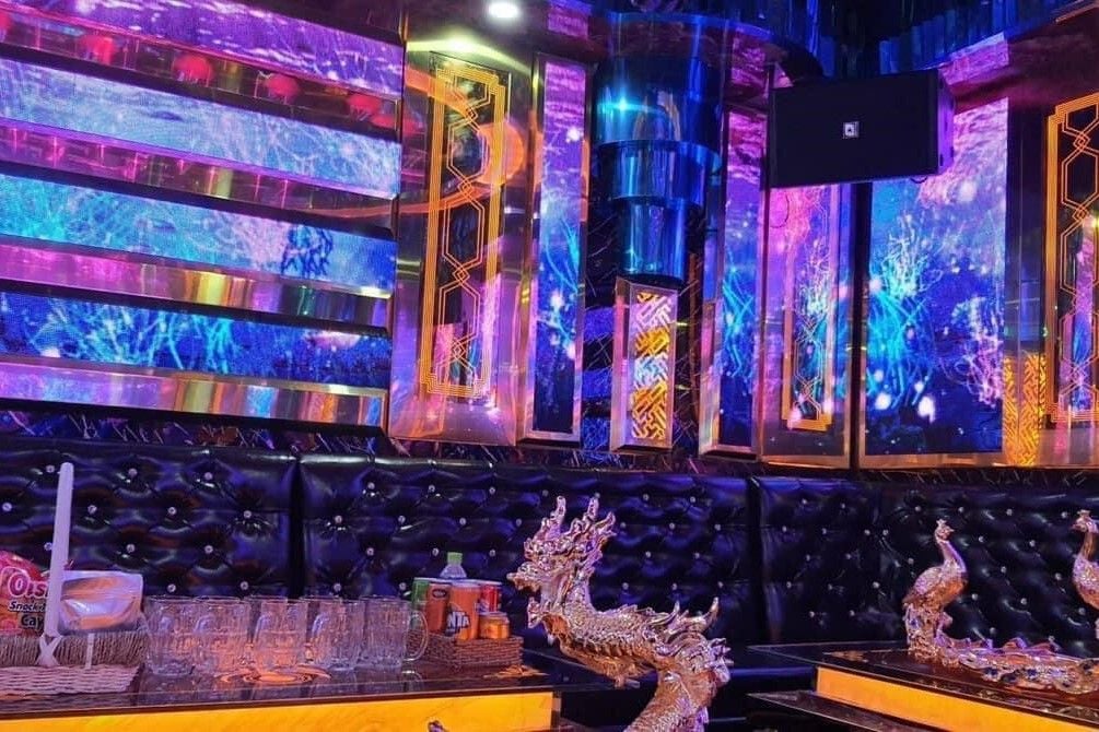 Karaoke Rumba - 98 Trương Định
