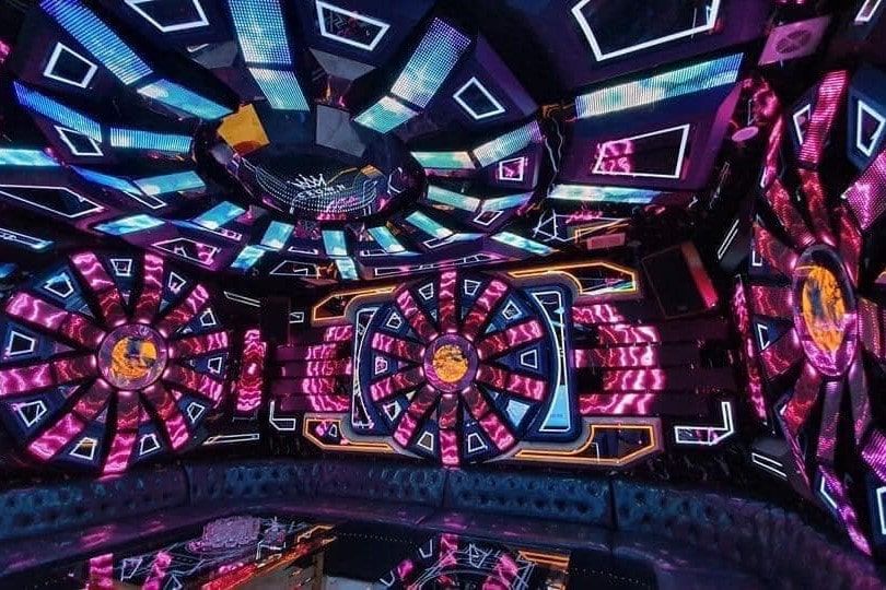 Karaoke Crown - 23 - 25 Vân Đồn