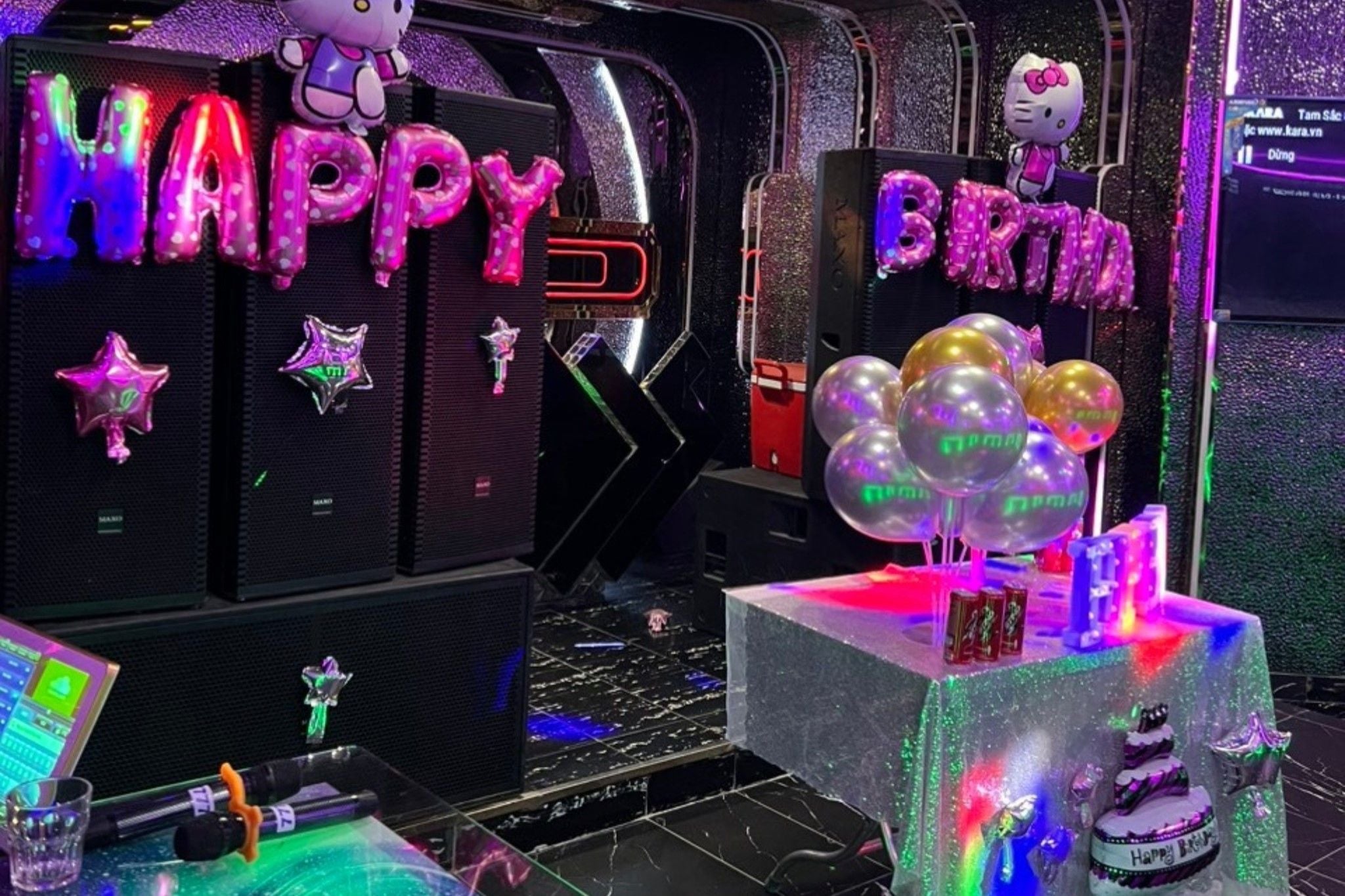 Karaoke Baly - 491 Lê Văn Quới