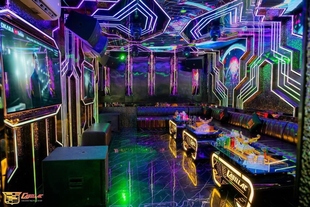 Karaoke Cadillac - 1388 Lê Đức Thọ