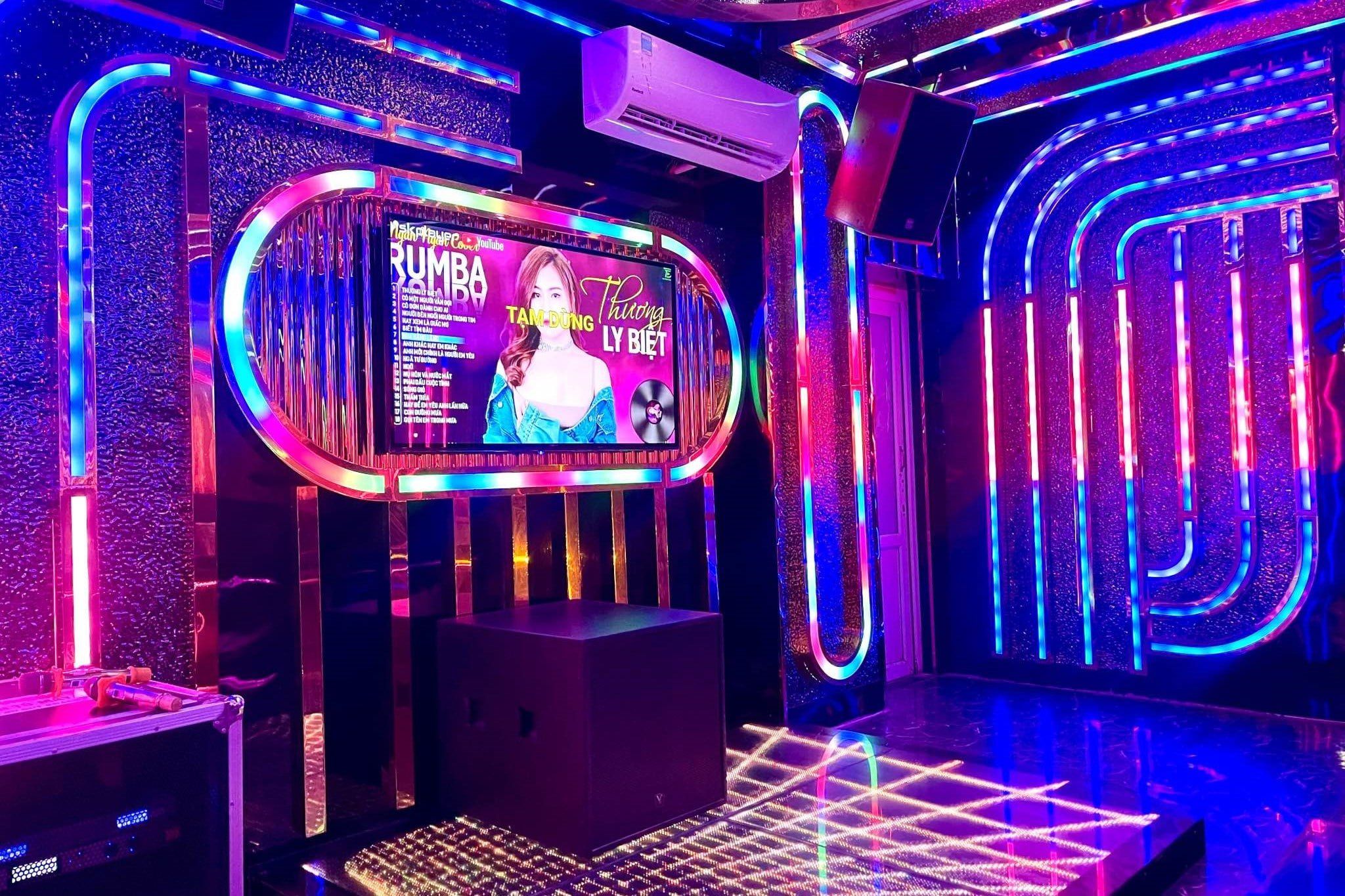 Karaoke Kizz - 122 Nguyễn Thị Định