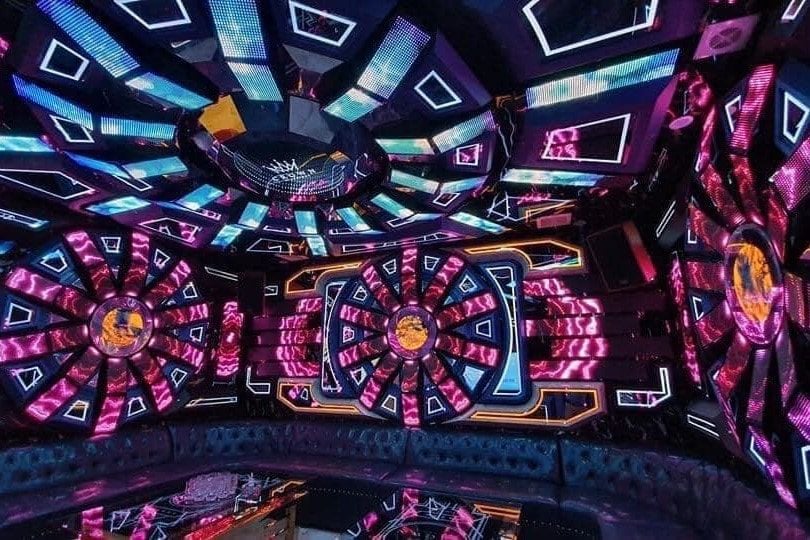 Karaoke Crown - 23 - 25 Vân Đồn