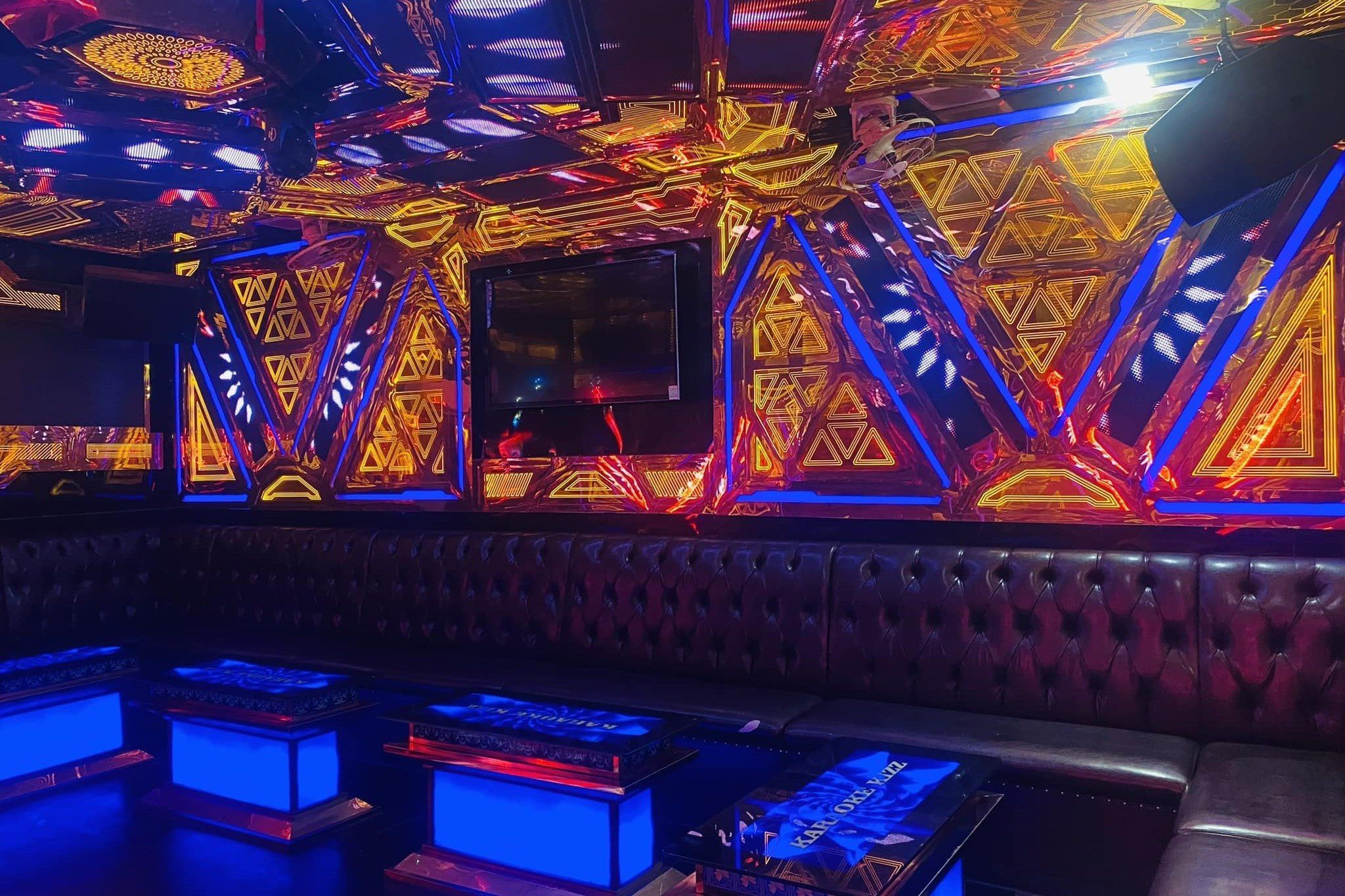 Karaoke Kizz - 122 Nguyễn Thị Định