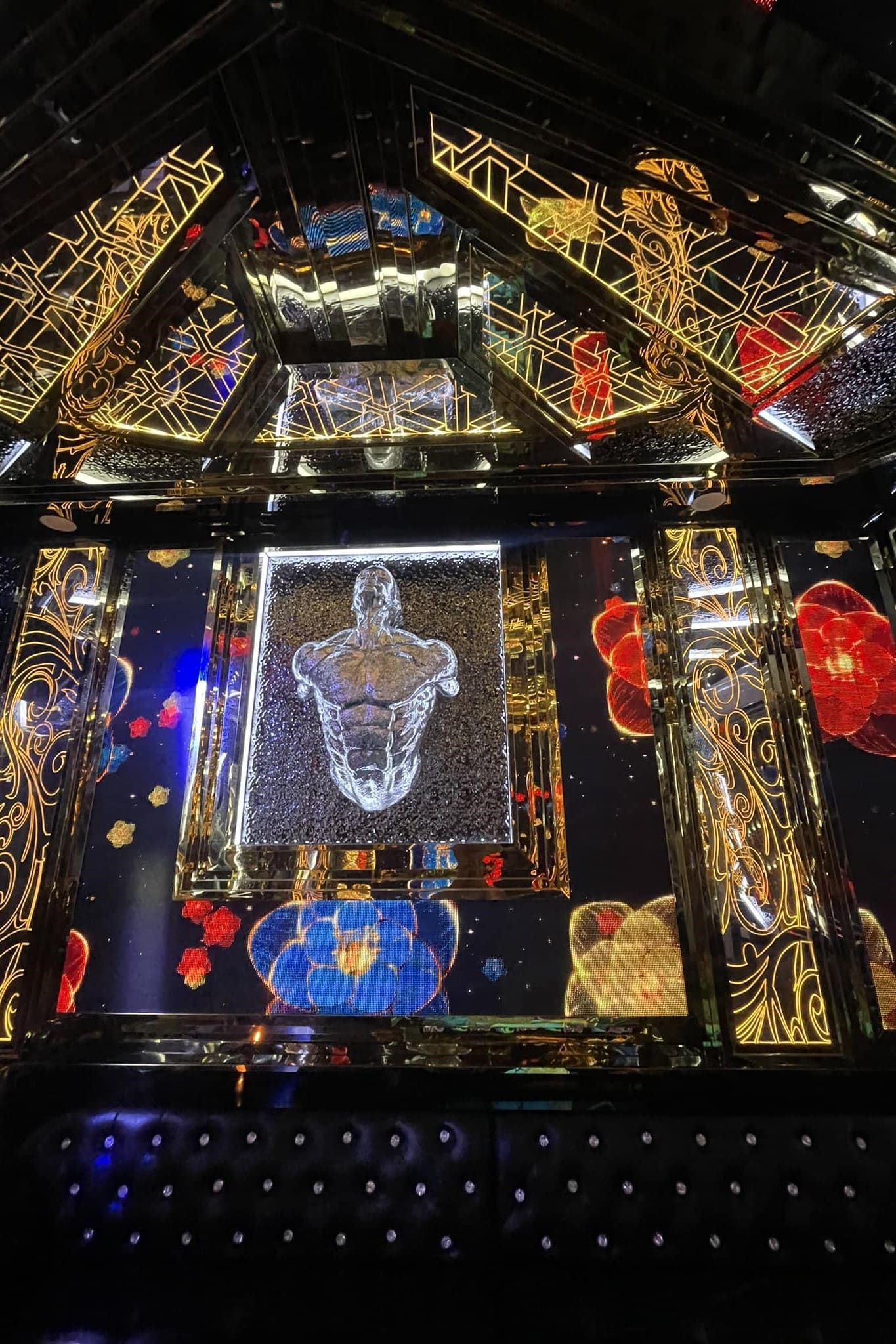 Karaoke ATC - 171 Nguyễn Ngọc Vũ