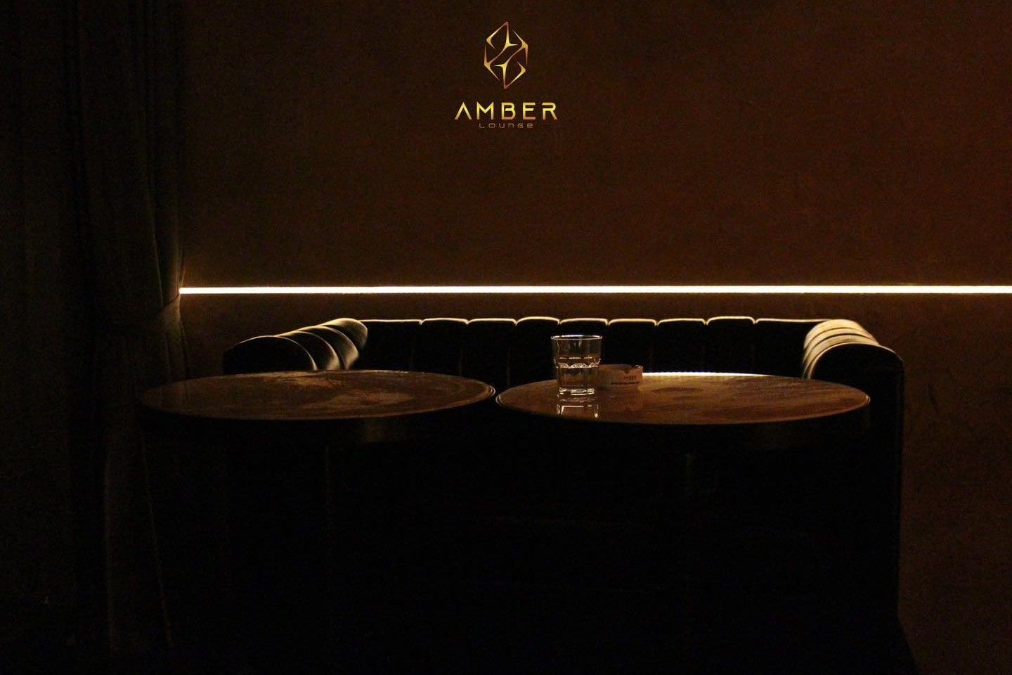 AMBER Lounge - 64 Tôn Thất Thiệp