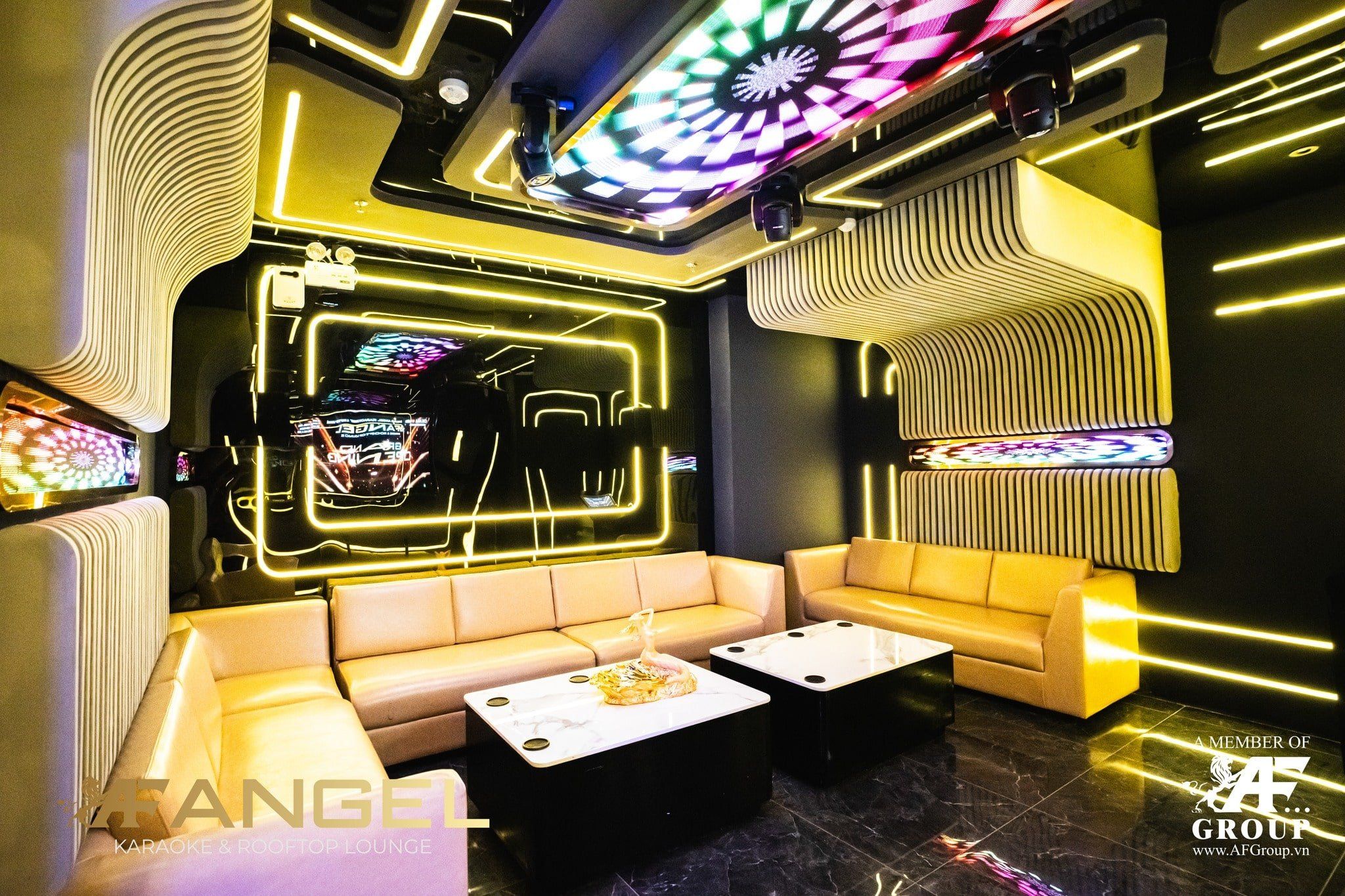Karaoke Angel - 2 Lê Đại Hành