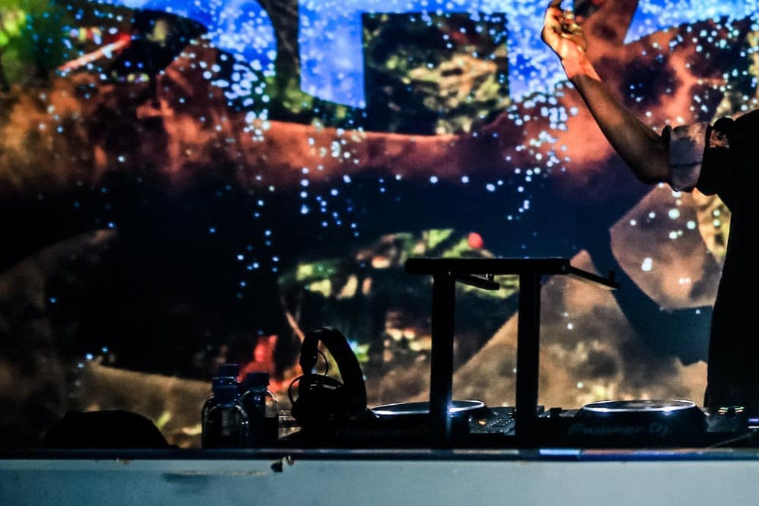 Shark Club - 21 Tràng Tiền