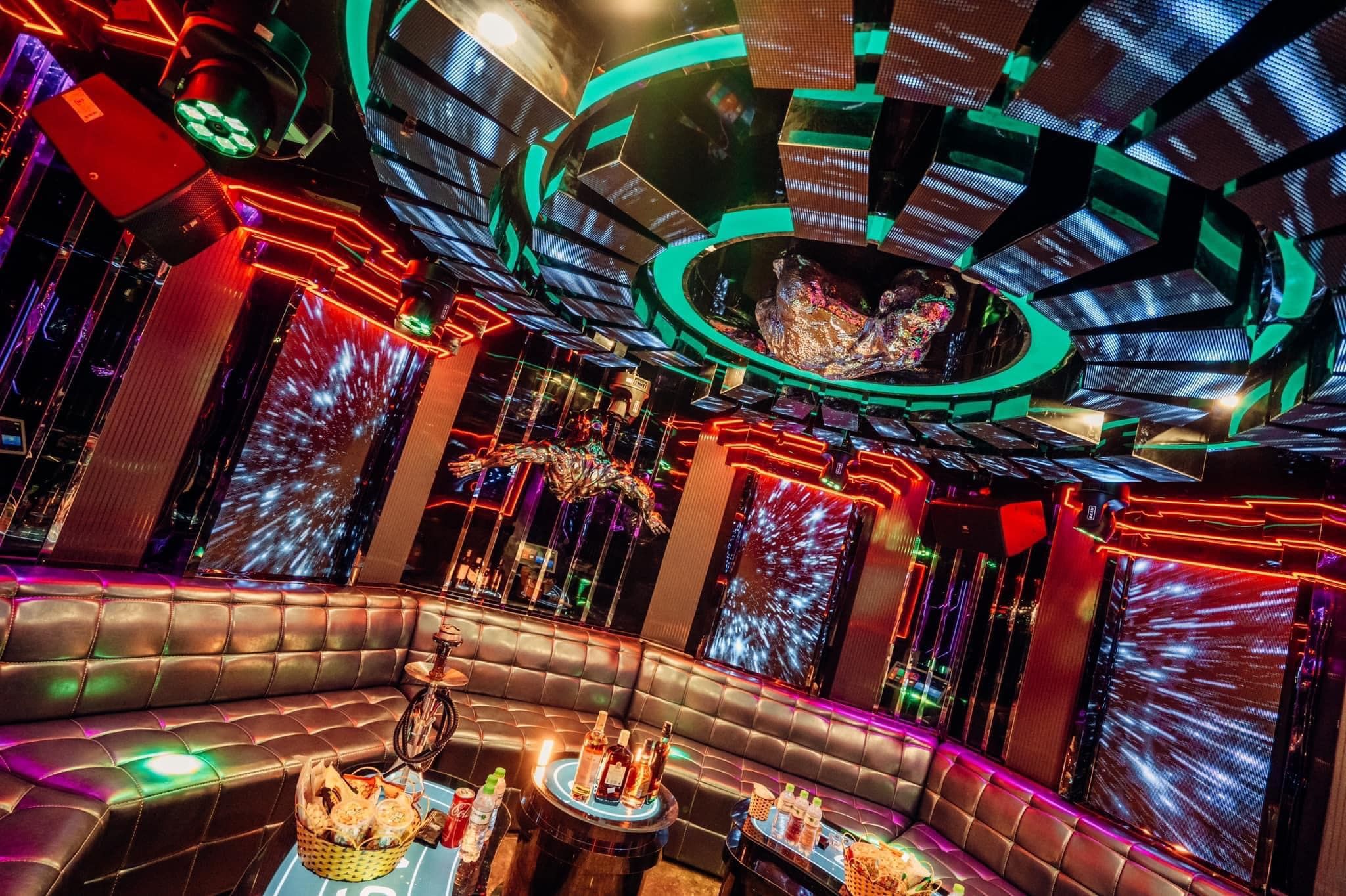 Karaoke A99 - 28 Lê Đức Thọ