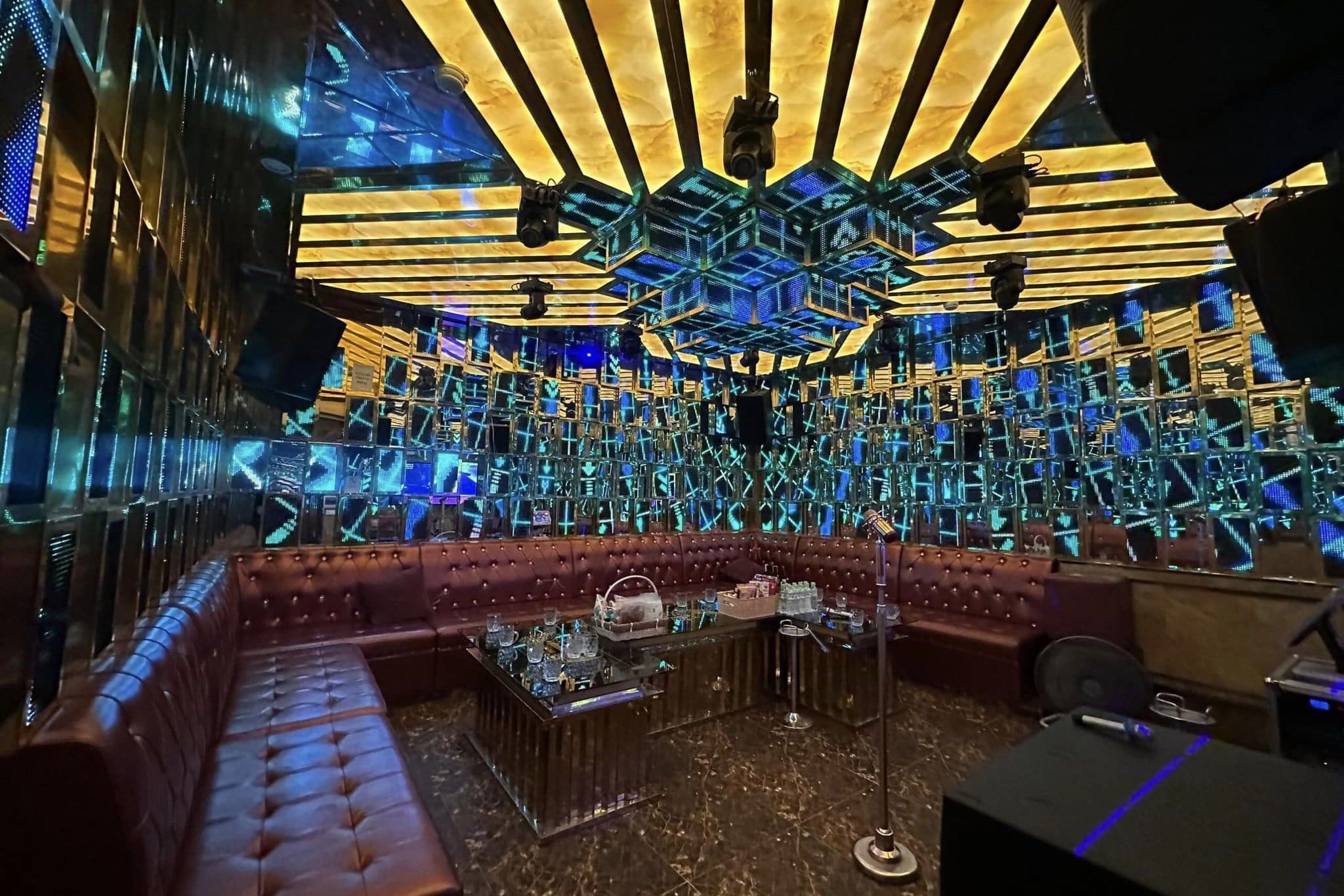 Karaoke Chivas - 17 Văn Tiến Dũng