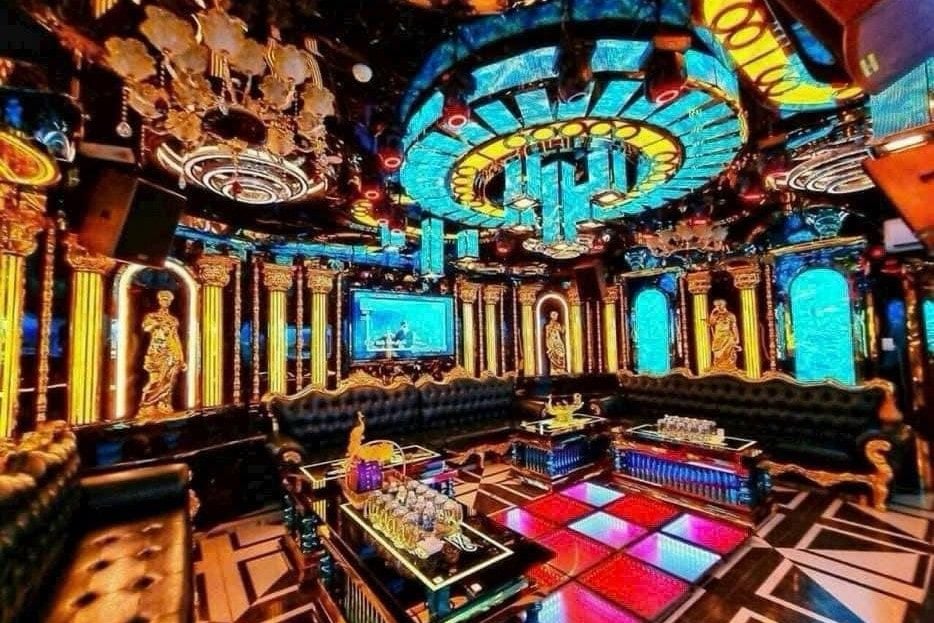 Karaoke 2168 - 476B Trần Hưng Đạo