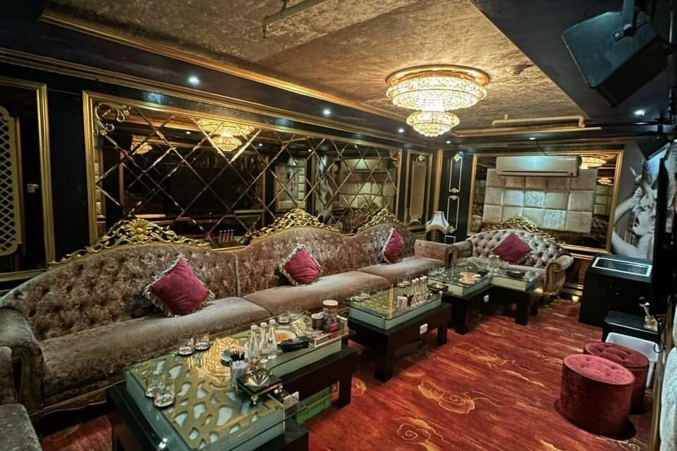 Karaoke Royal - 9 Trương Định