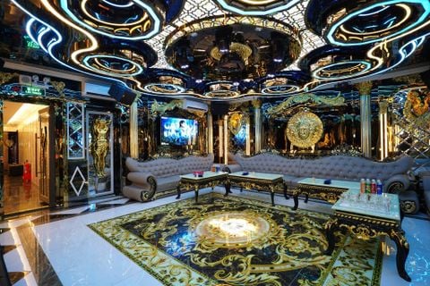 Karaoke Golden Bell - 260 - 262 Gò Dầu