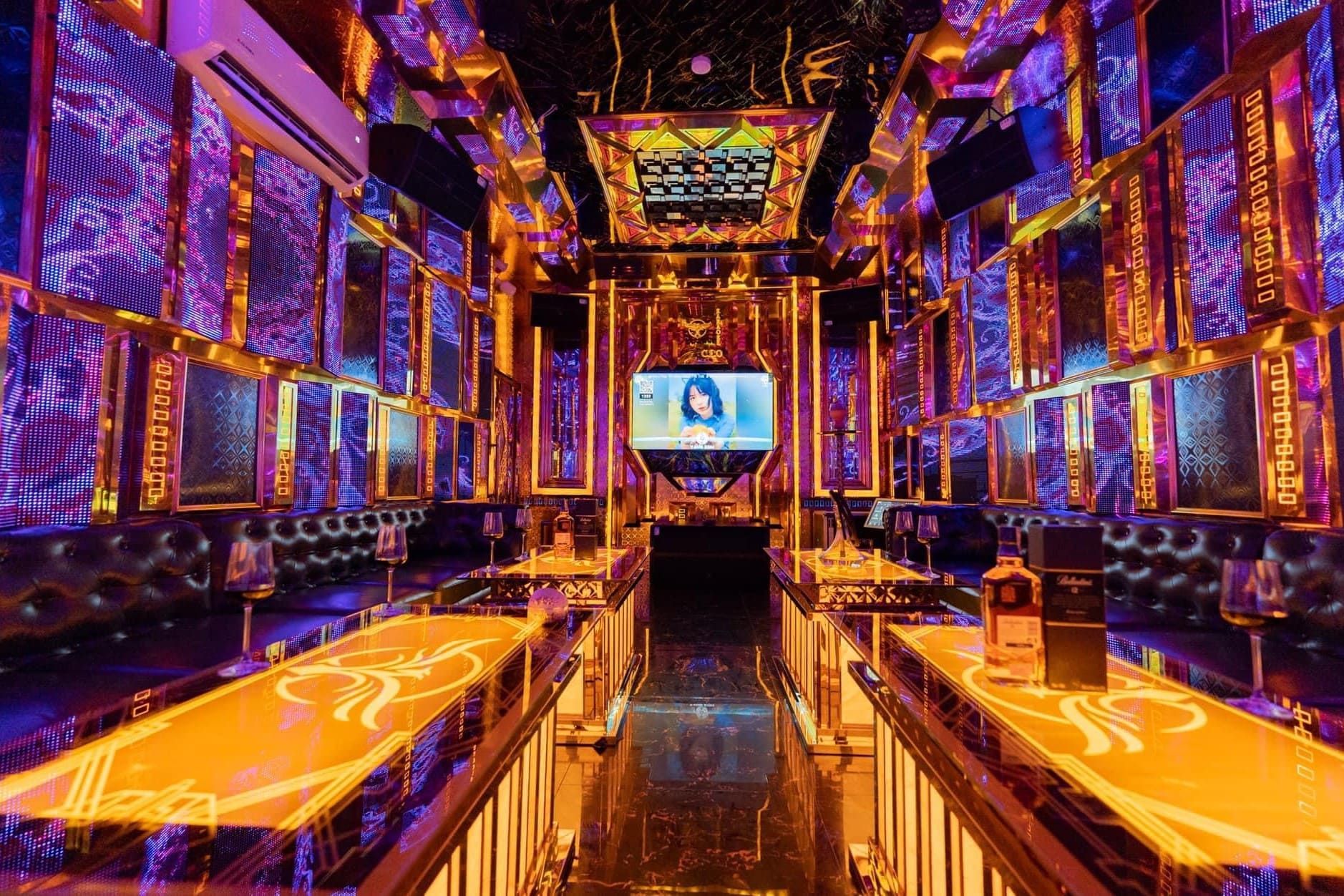 Karaoke C.E.O - 7 Nguyễn Tất Thành