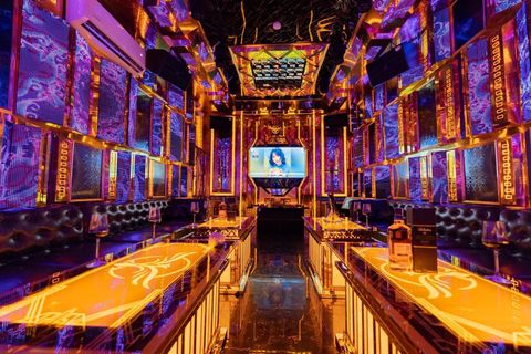 Karaoke C.E.O - 7 Nguyễn Tất Thành