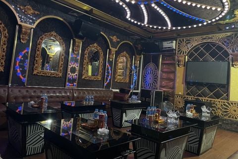 Karaoke Zenpearl Club - 15A Nguyễn Văn Lộc