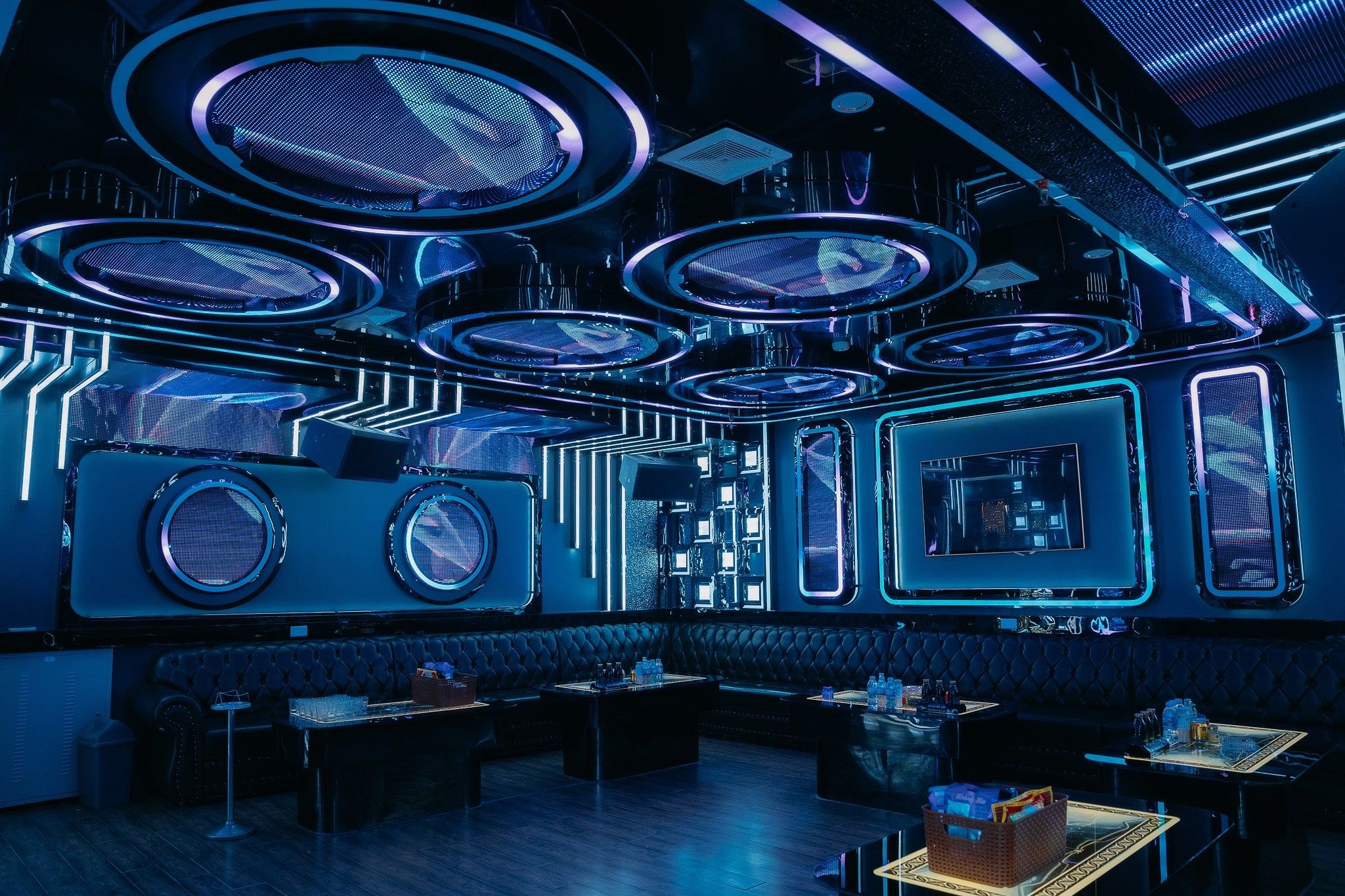 Karaoke Zozo - 12 Trần Kim Xuyến
