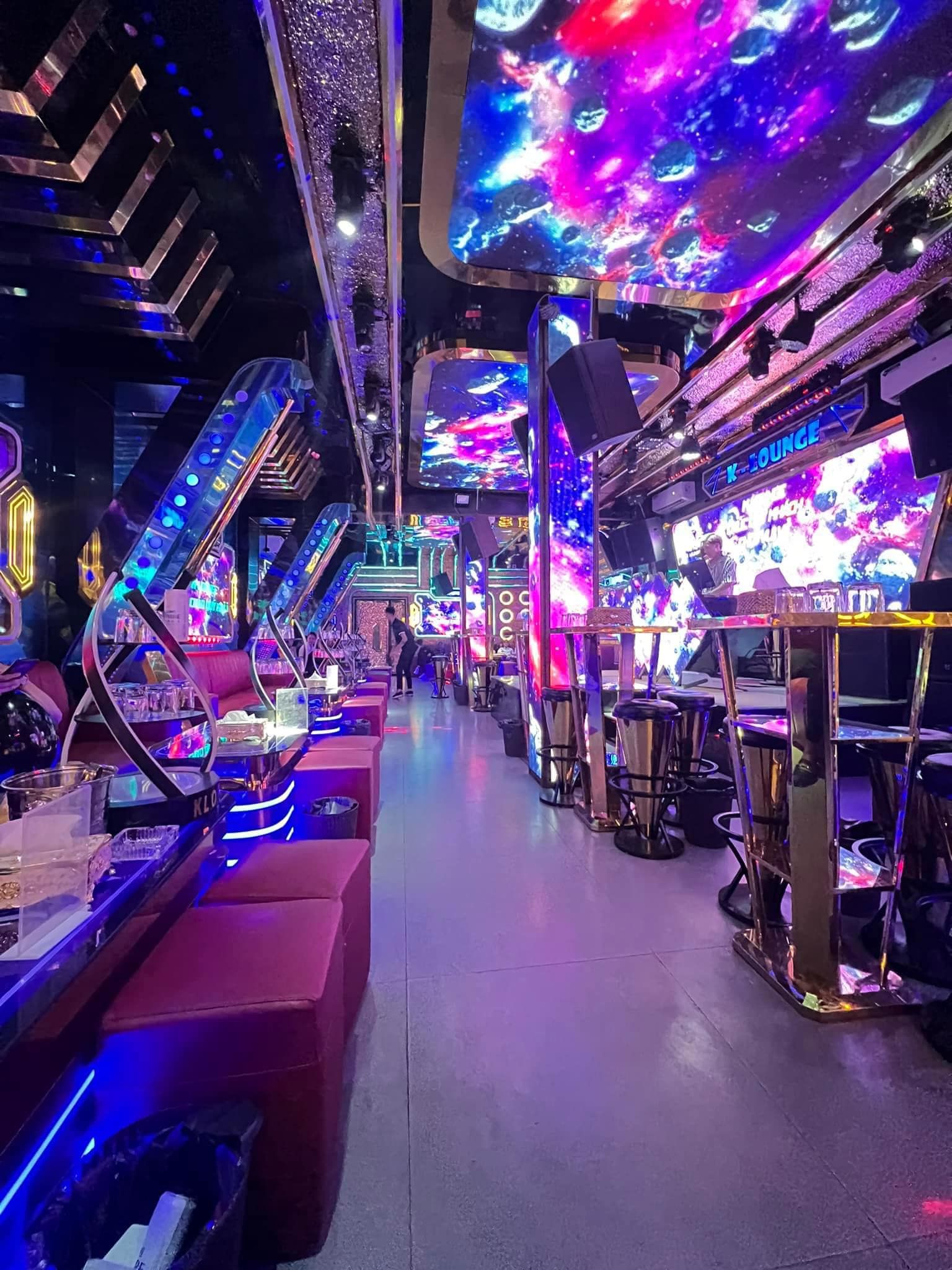 K-Lounge Cẩm Phả - Tổ 5 Khu 6C Đông Bến Do