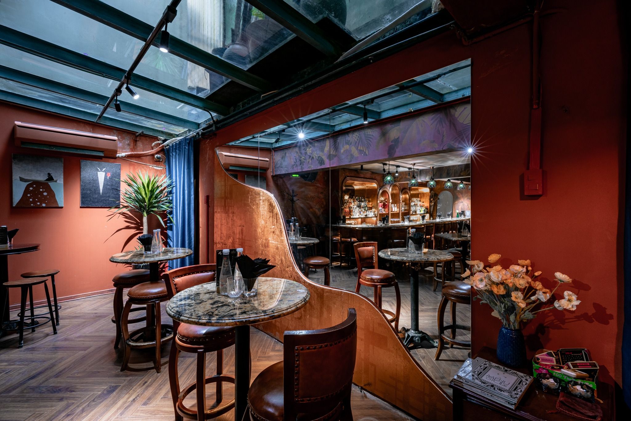 Sicily Chamber Bar - 9 Ấu Triệu