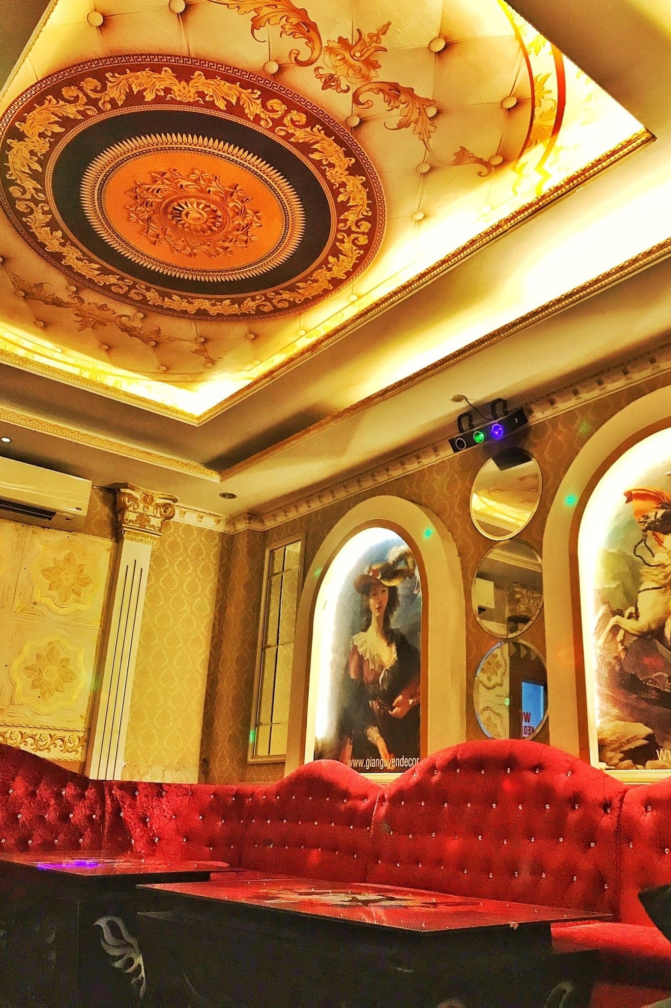 Karaoke Hoàng Lan - Đường số 37