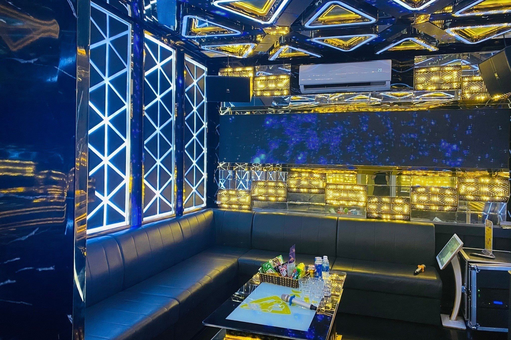 Karaoke D Gold - 40 Đinh Tiên Hoàng