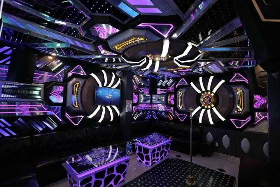 Karaoke Hoa Cỏ May - 236 Vân Côn