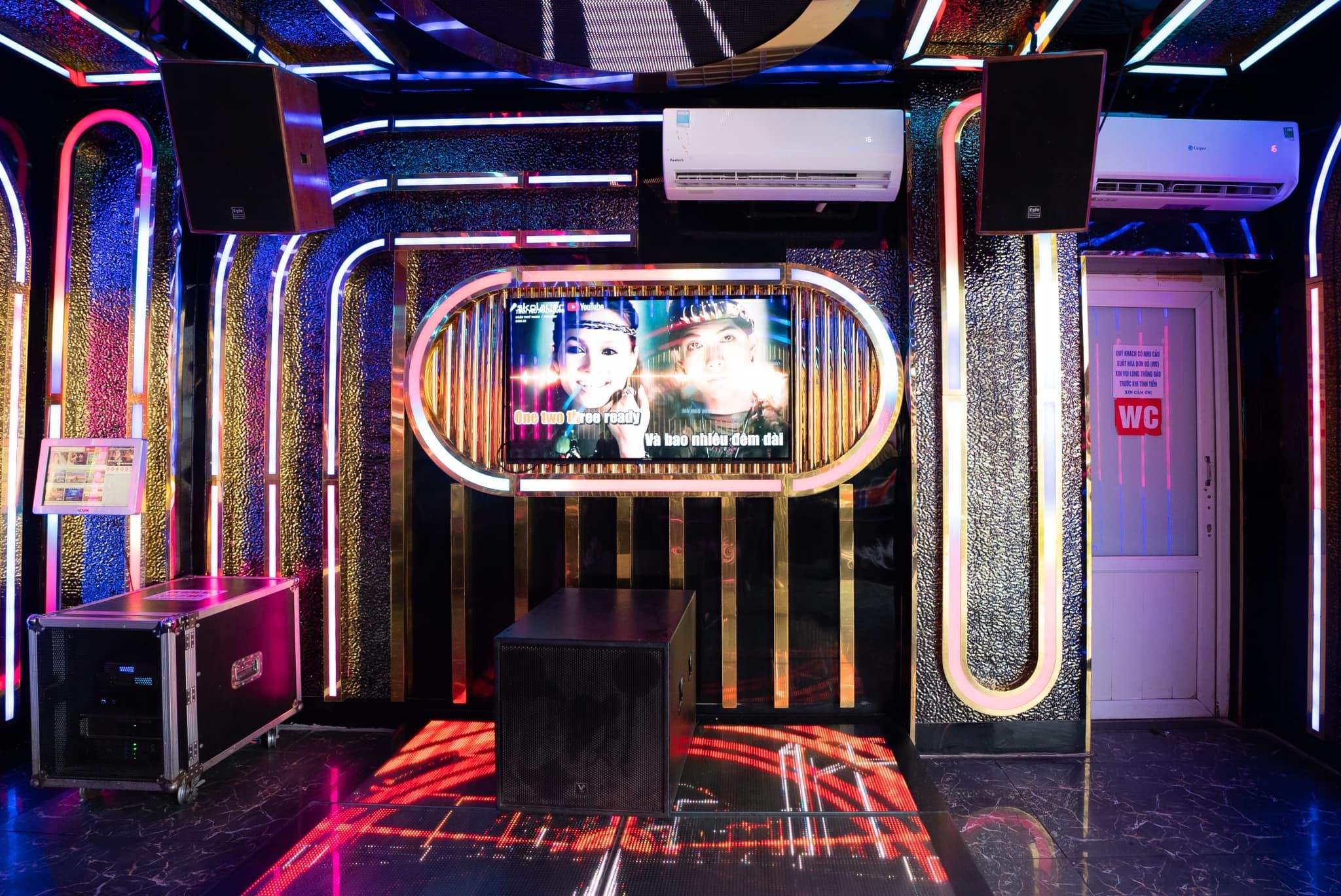 Karaoke Kizz - 122 Nguyễn Thị Định