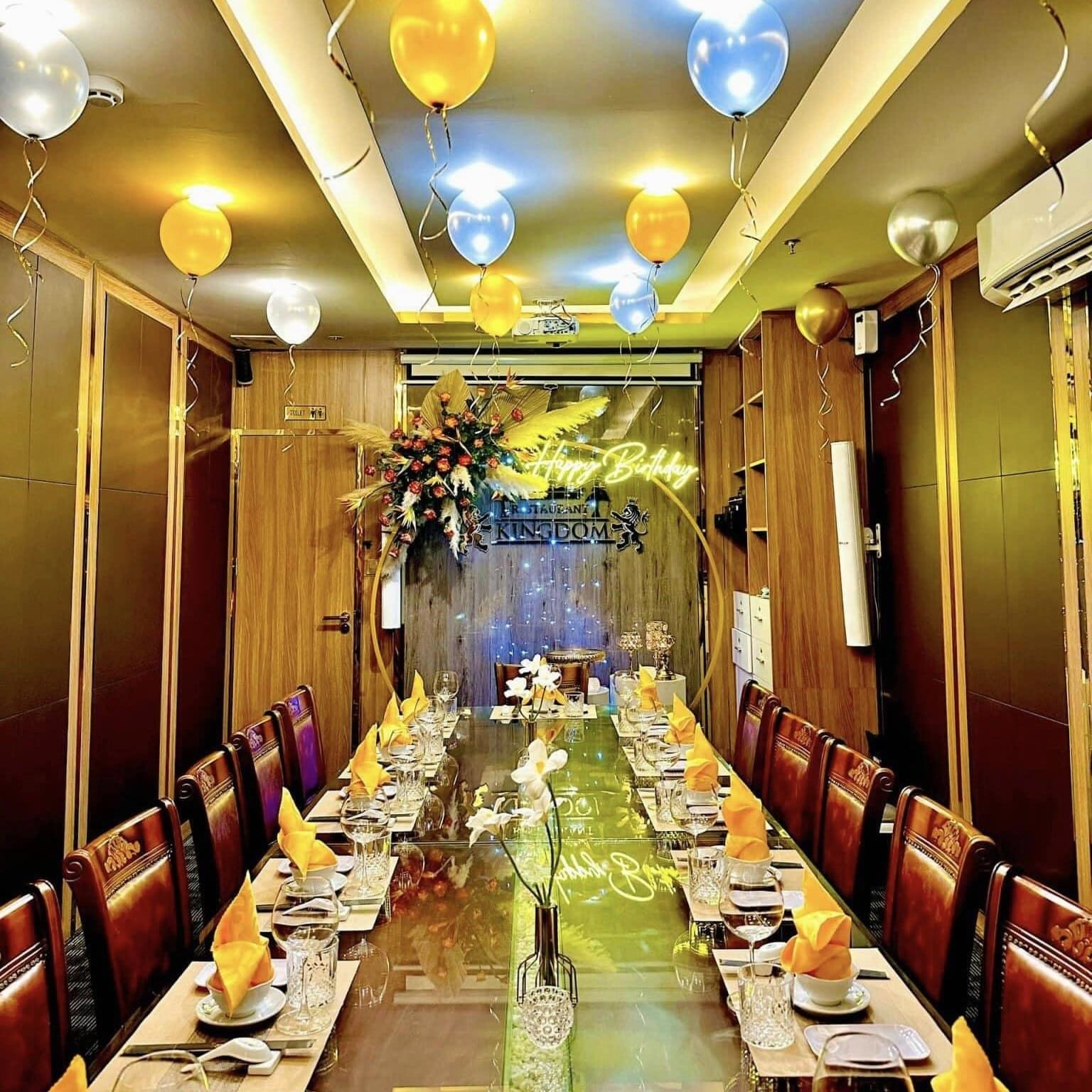 Karaoke Kingdom - 67 Phạm Viết Chánh